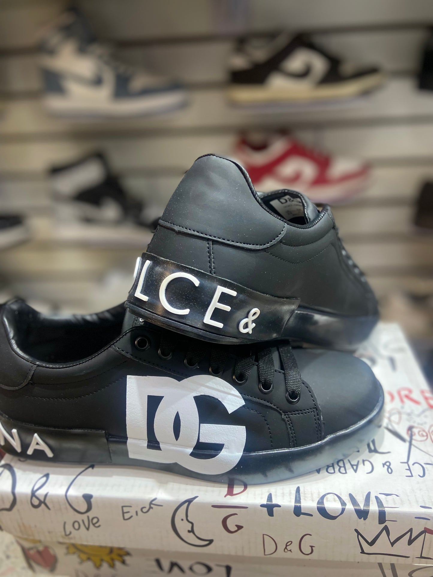 TENI NACIONAL TIPO DOLCE GABBANA NEGRO BCO MATE AMP
