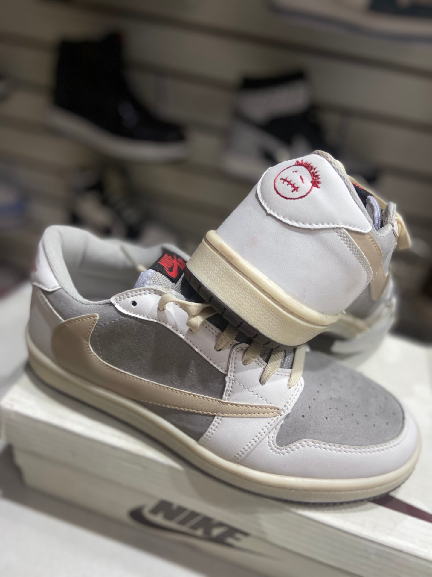 TENIS NACIONAL TIPO NIKE REVERSE MOCHA GRIS