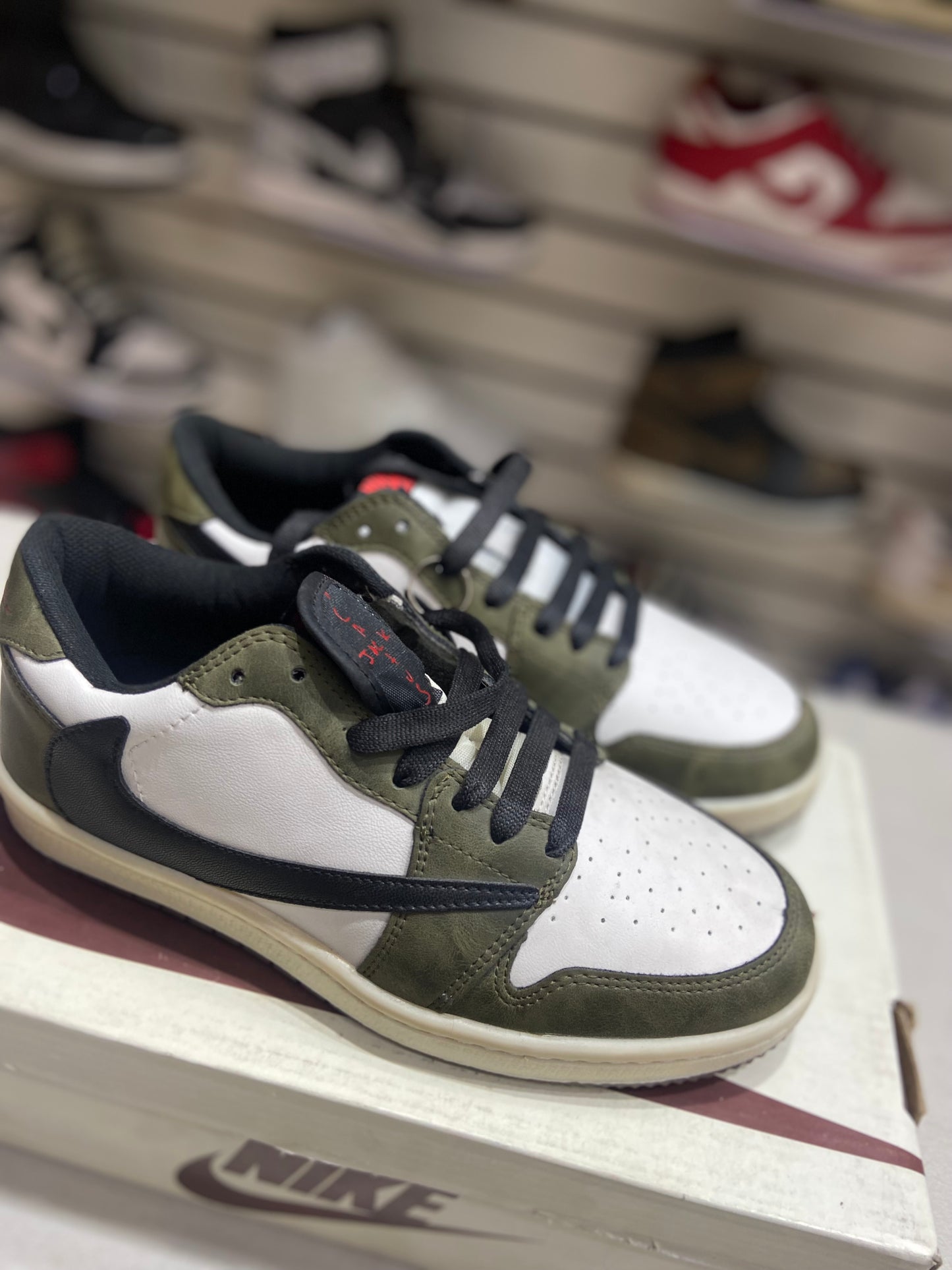 TENIS NACIONAL TIPO NIKE x TRAVIS SCOOT MUSGO HUESO
