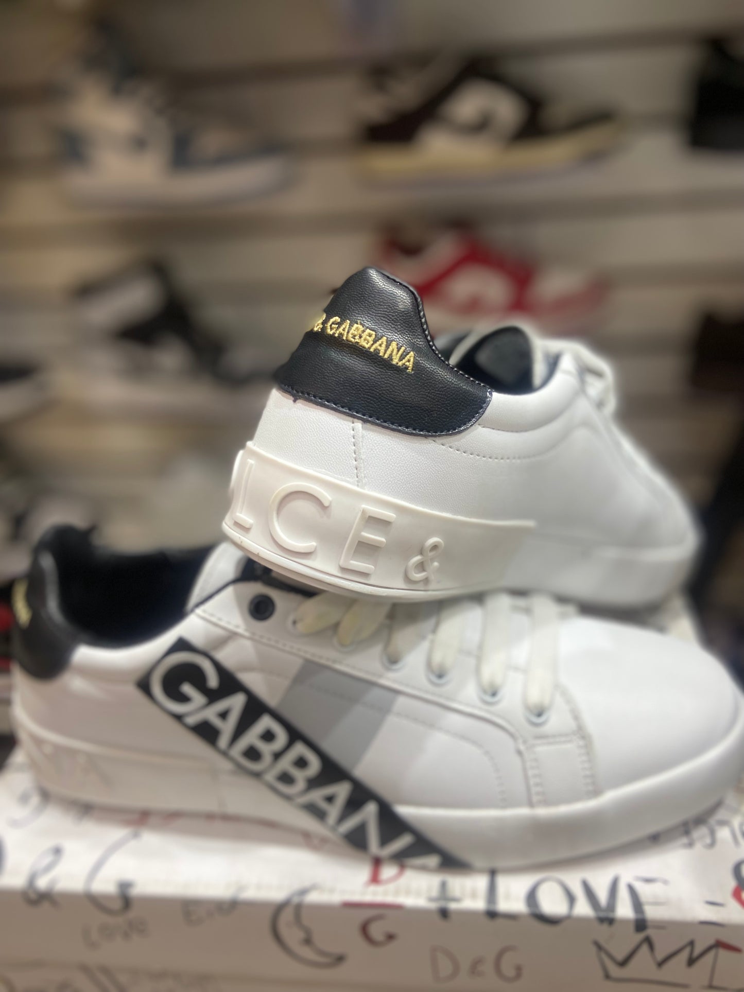 TENIS NACIONAL TIPO DOLCE GABBANA BCO/NGR