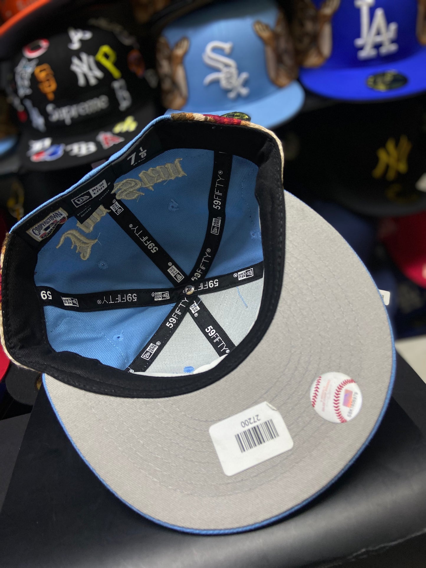 🔥 Gorra 59FIFTY – Chicago White Sox x Ángeles Orantes (Edición Celeste) 🔥