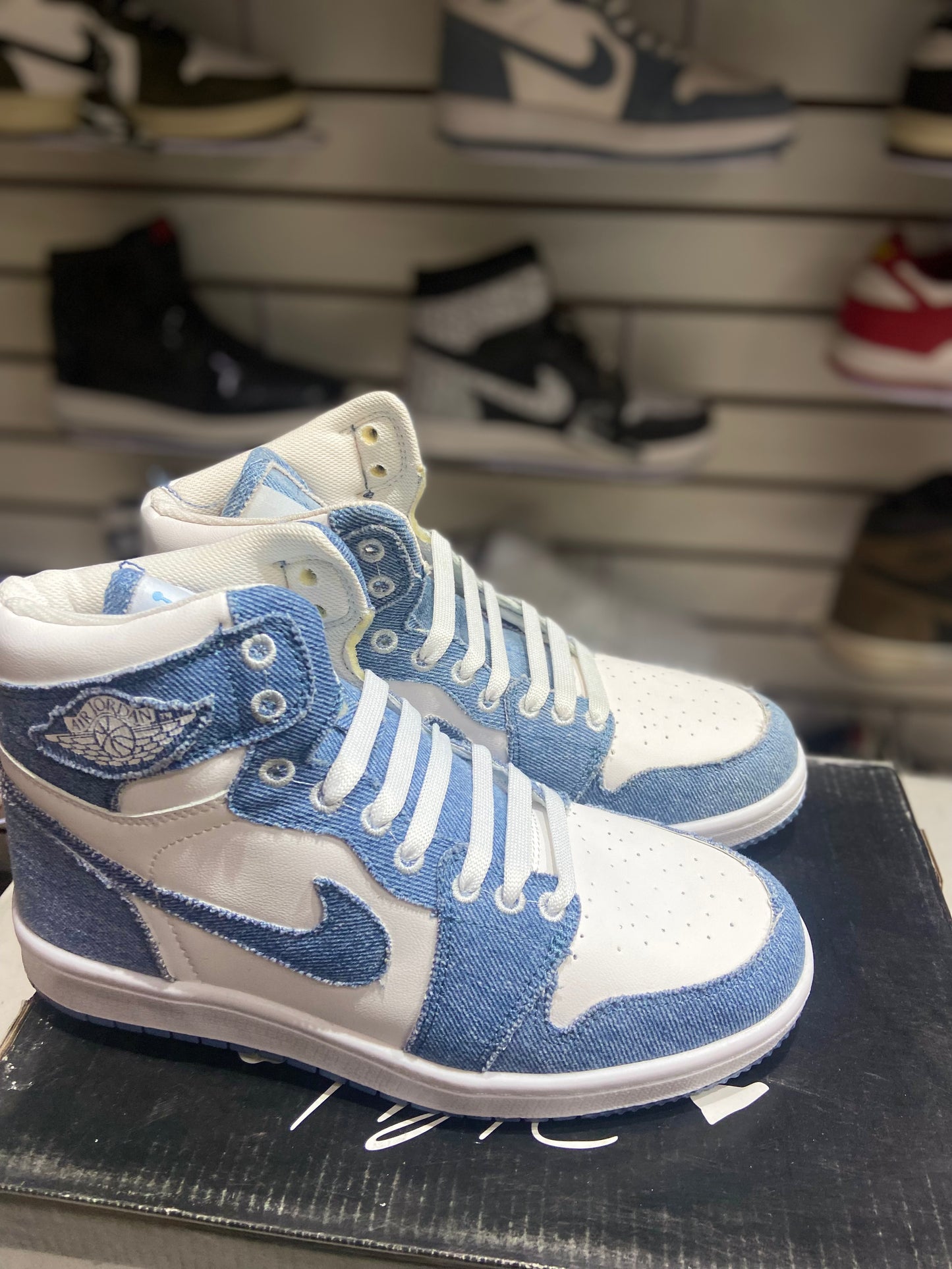 TENI NACIONAL TIPO NIKE DENIM