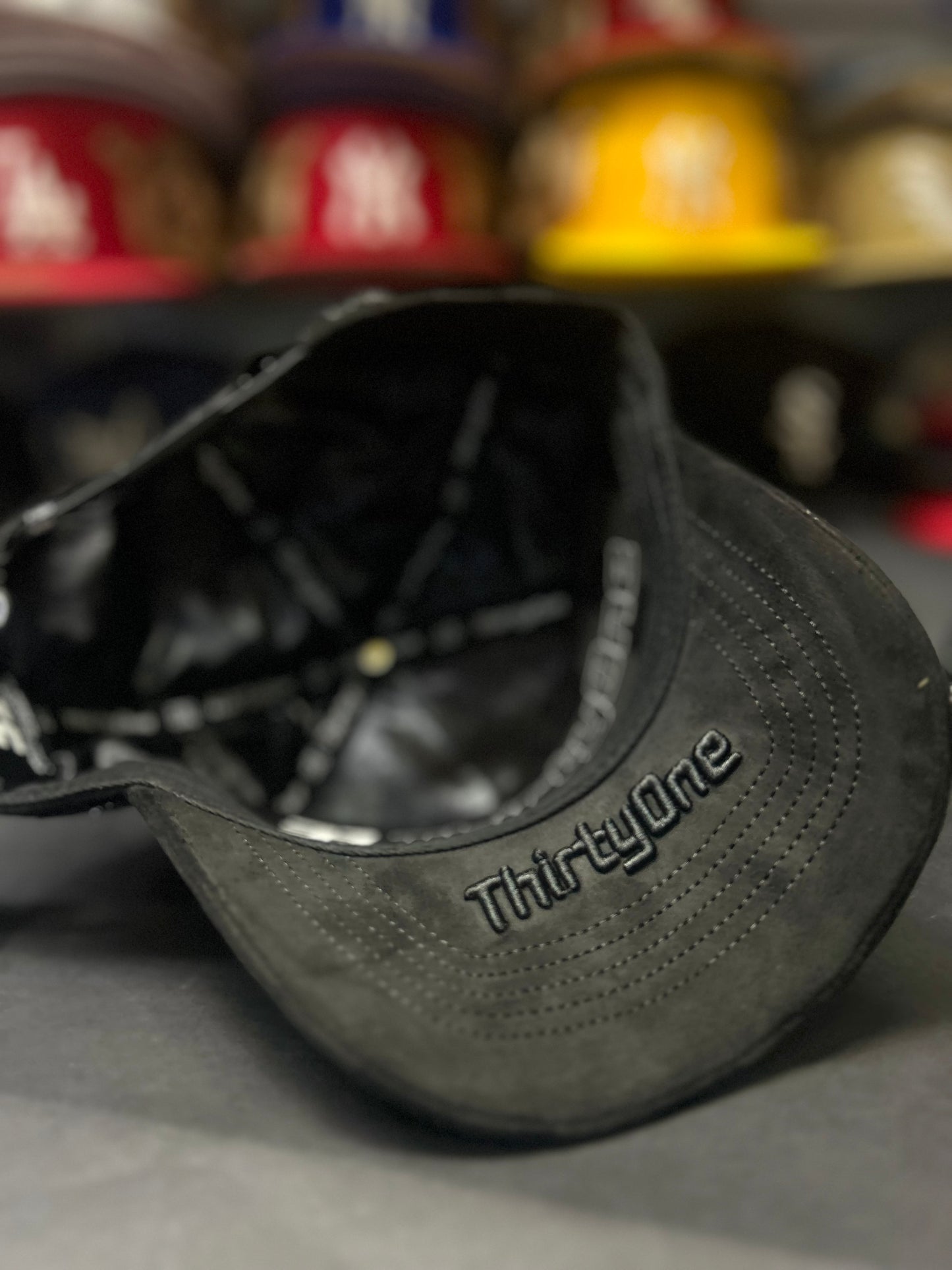 Gorra “Déjeme Hacer Dinero” – Gallo Fino | Edición Exclusiva Bélico