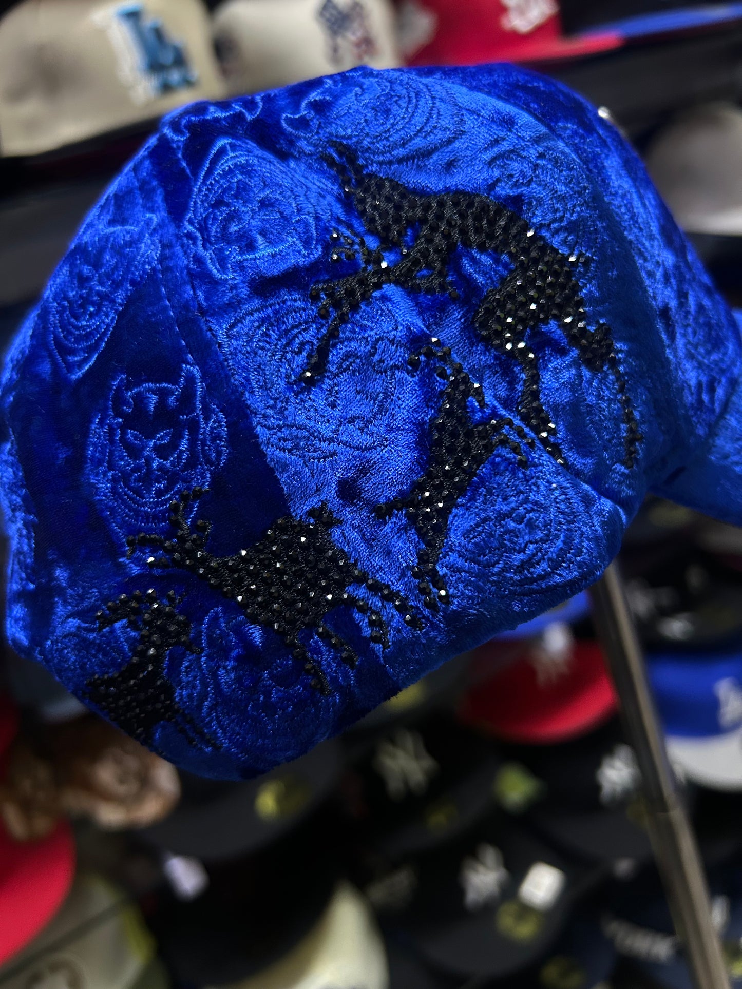 Lucifer Version 2 Azul Velvet de Chucky Hats