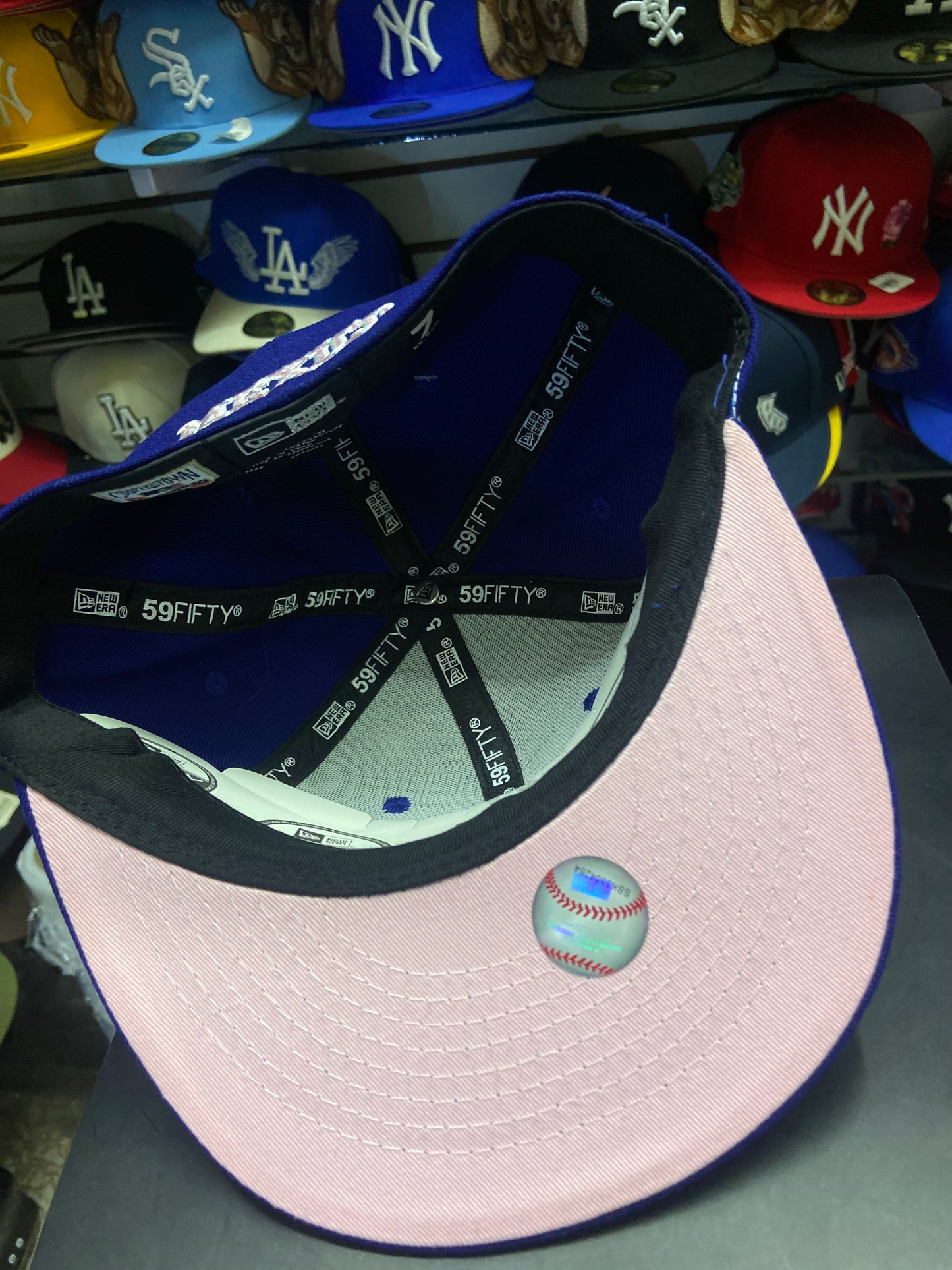 59FIFTY de color azul royal con una visera plana y
