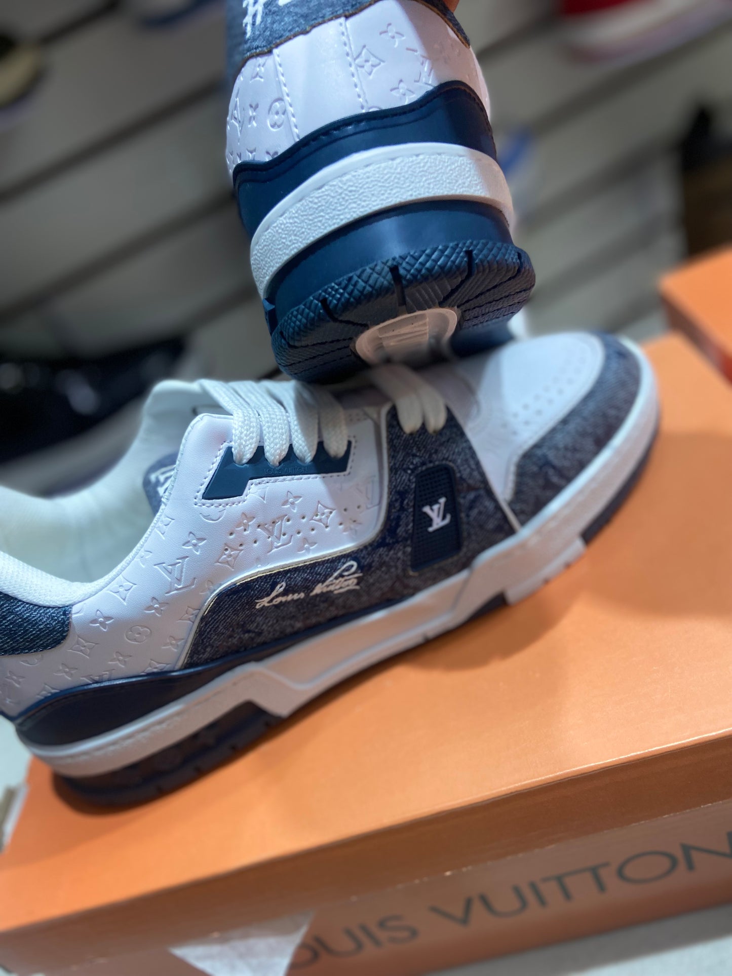 TENIS NACIONAL TIPO LOUIS VUITTON MEZCLILLA MARINO