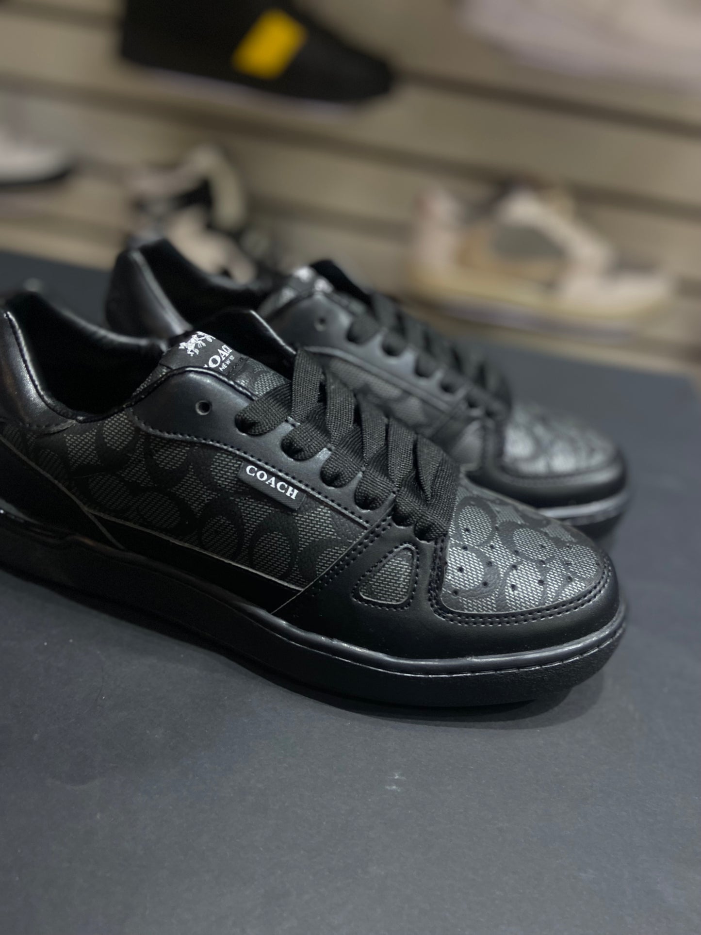 TINIS NACIONAL TIPO COACH BLACK