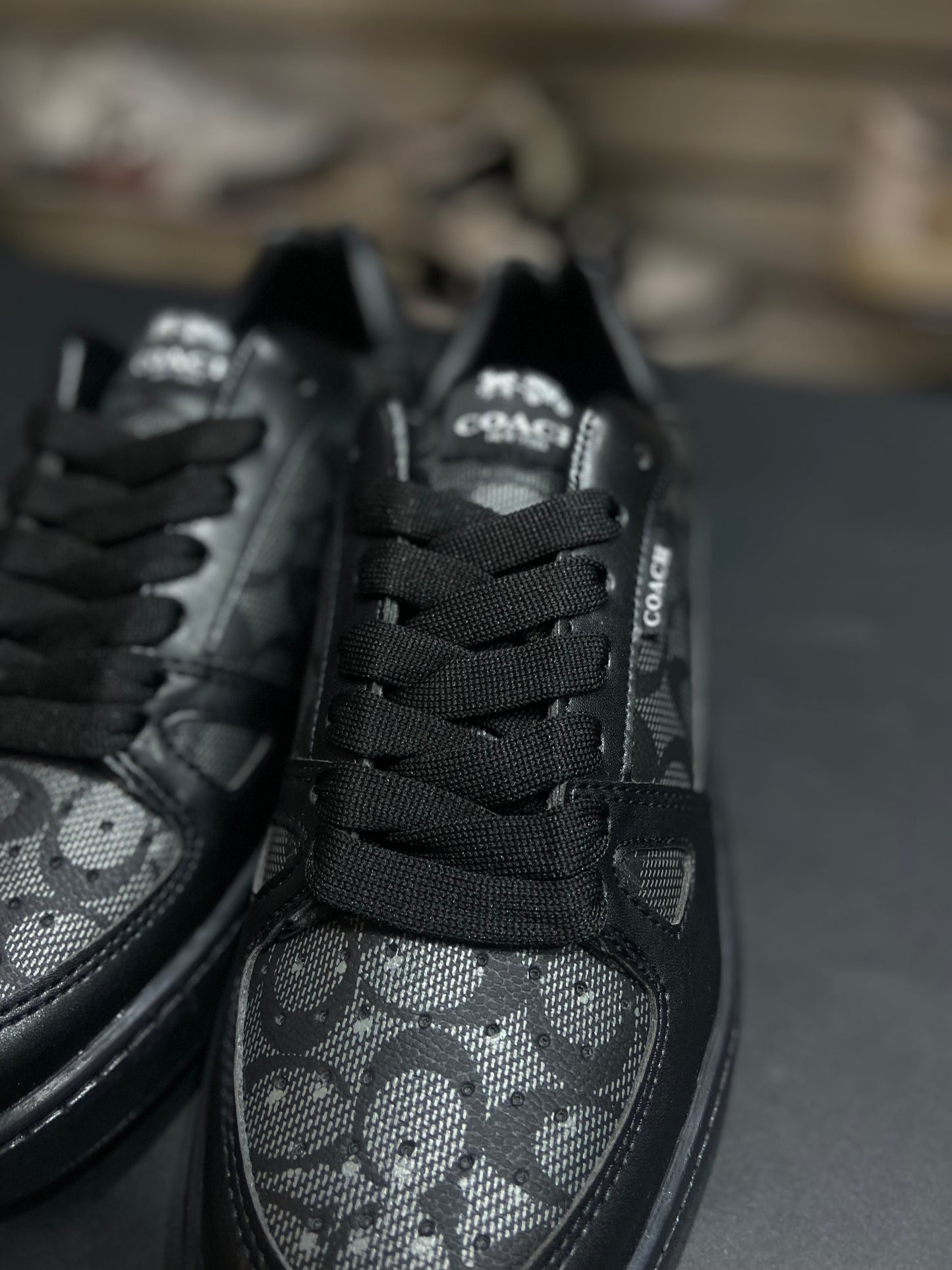 TINIS NACIONAL TIPO COACH BLACK
