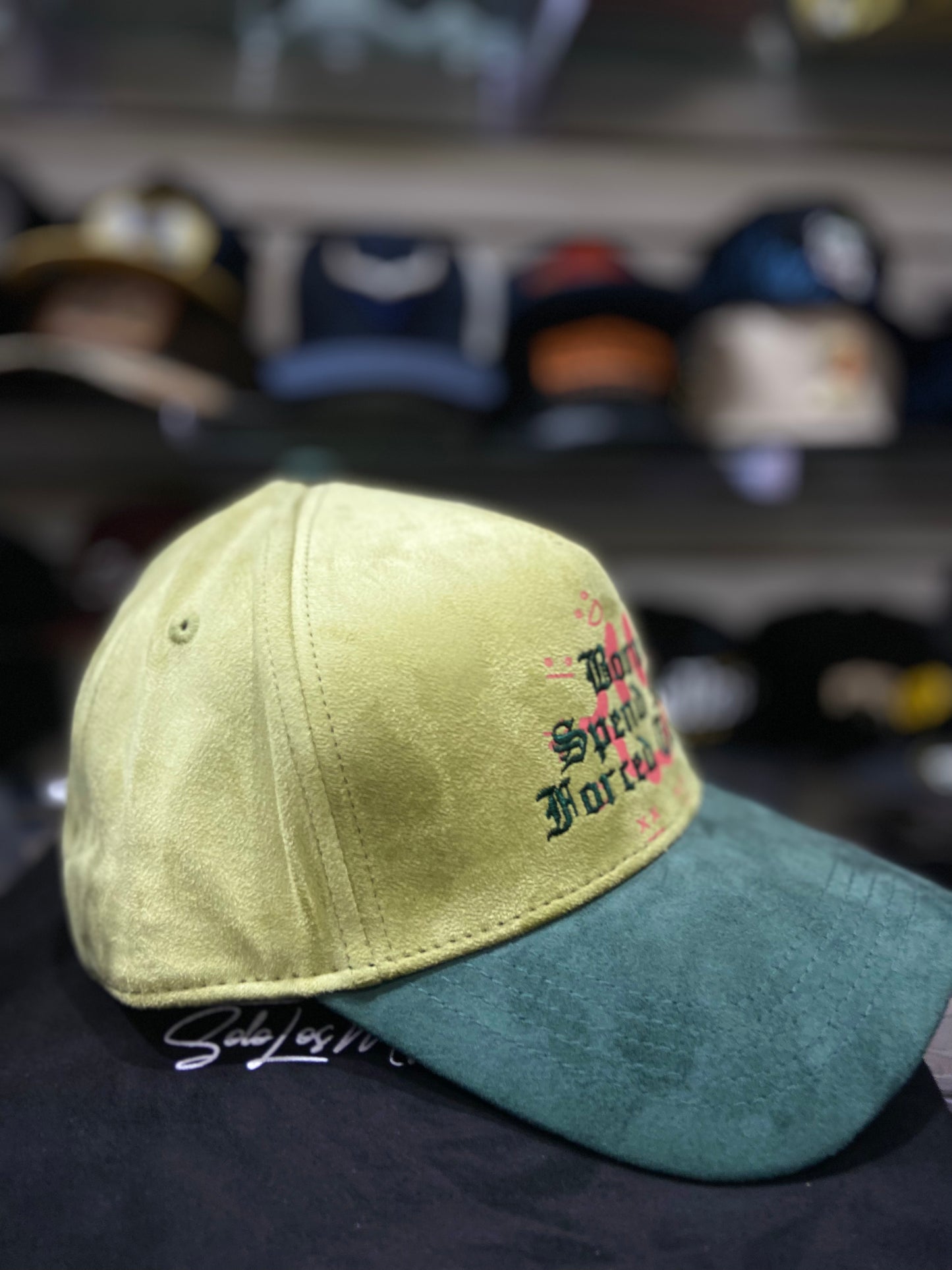 💰 Gorra JC Hats Spend Money Gamuza – Lujo y Actitud 💰