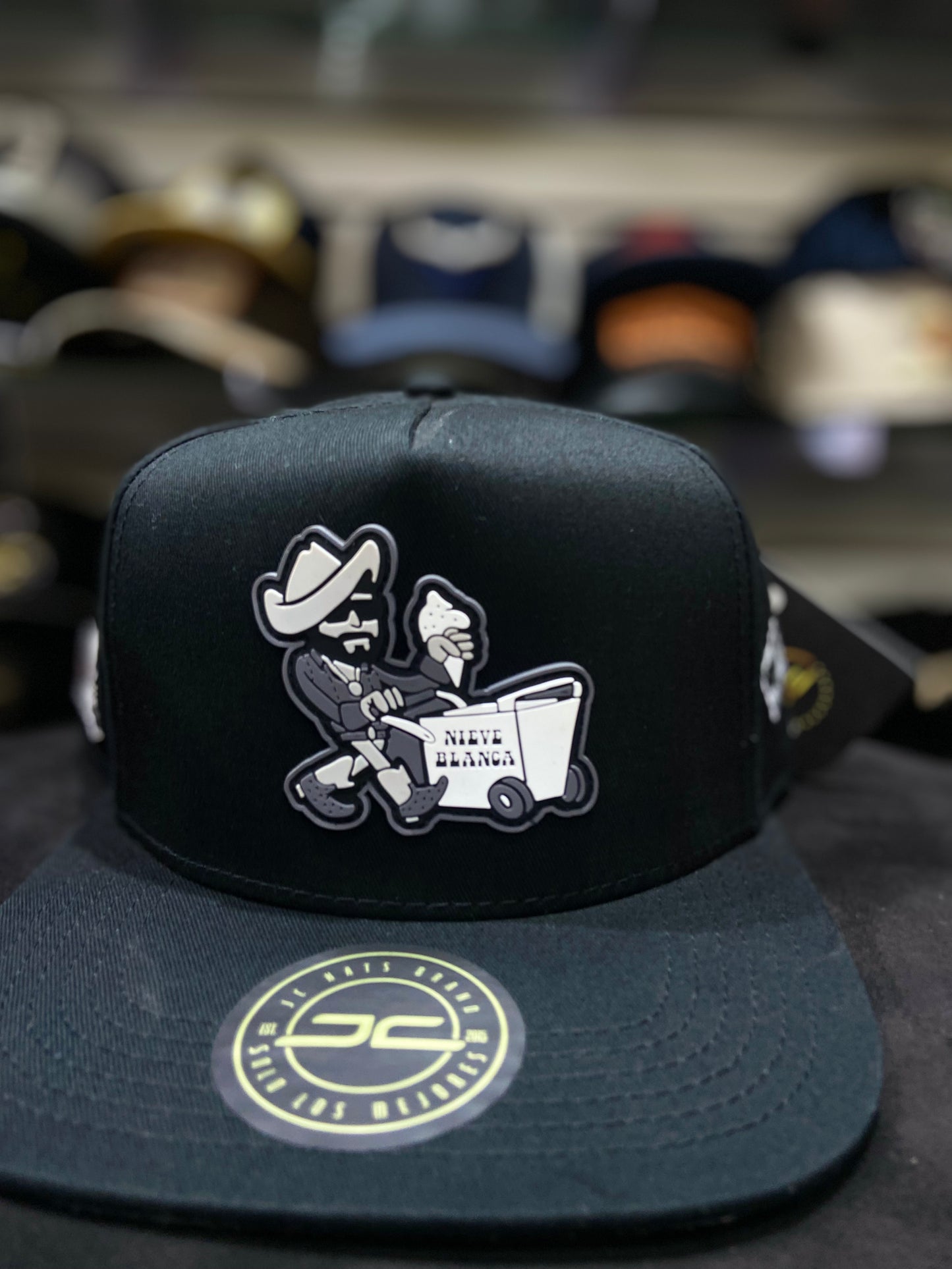 🍦 Gorra JC Hats Nieve Blanca – Estilo y Actitud Callejera 🍦