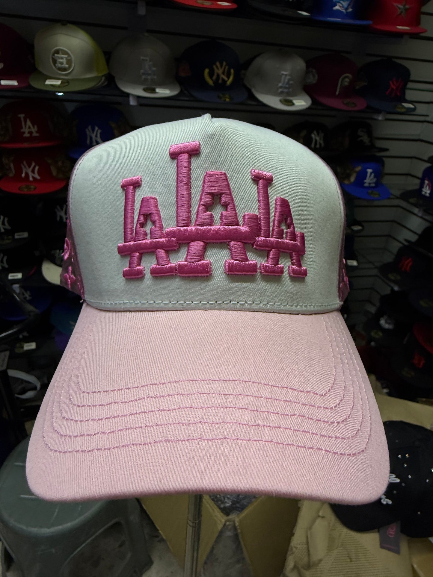 LaLaLa rosa Rude Awakenings