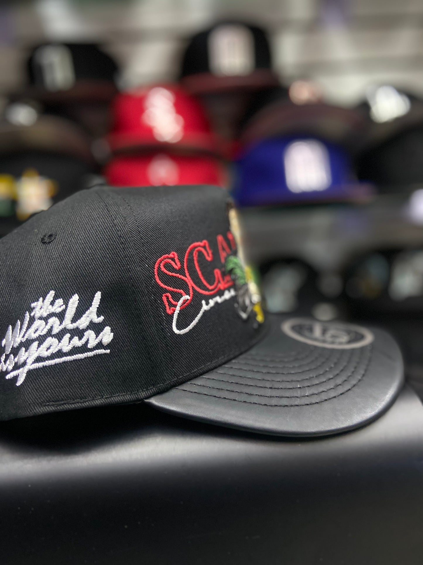 Gorra 5.7 - Modelo Scarface Premium 🔥💰🎬