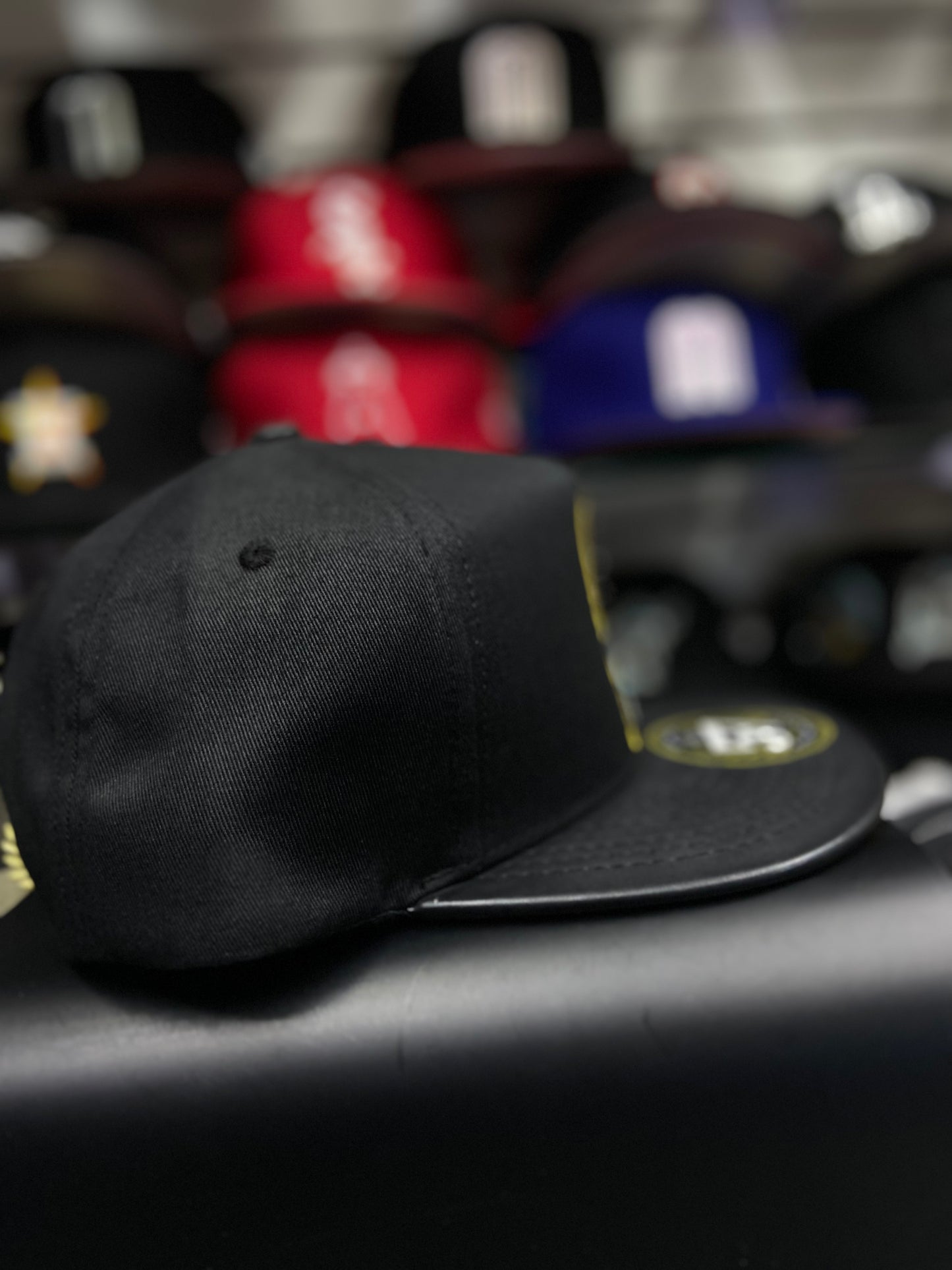 Gorra 5.7 - Modelo Funko Pop Escobar 🔥💰👑