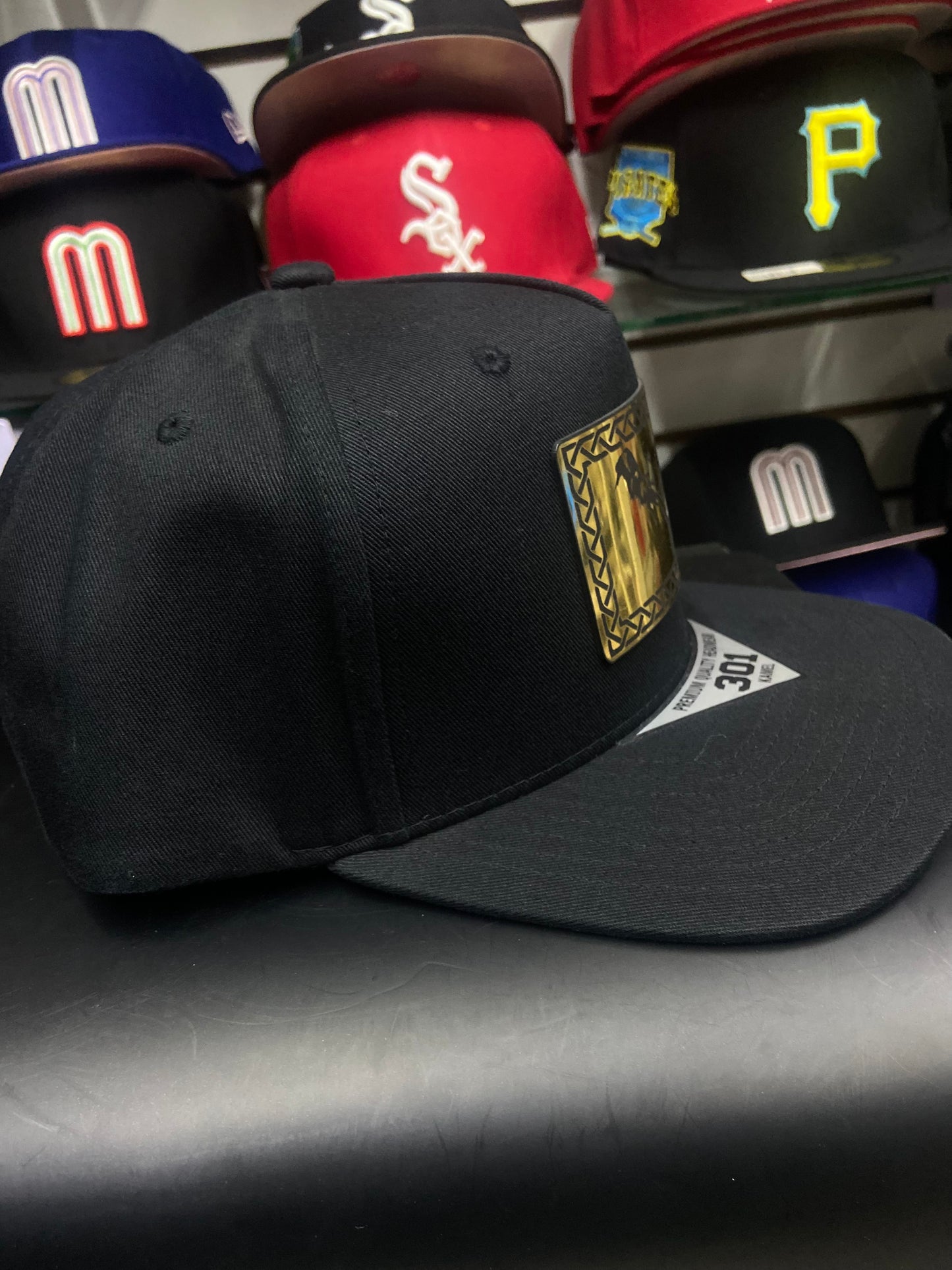 Gorra Kamel “Pelea de Gallos” – Bélico el Asunto