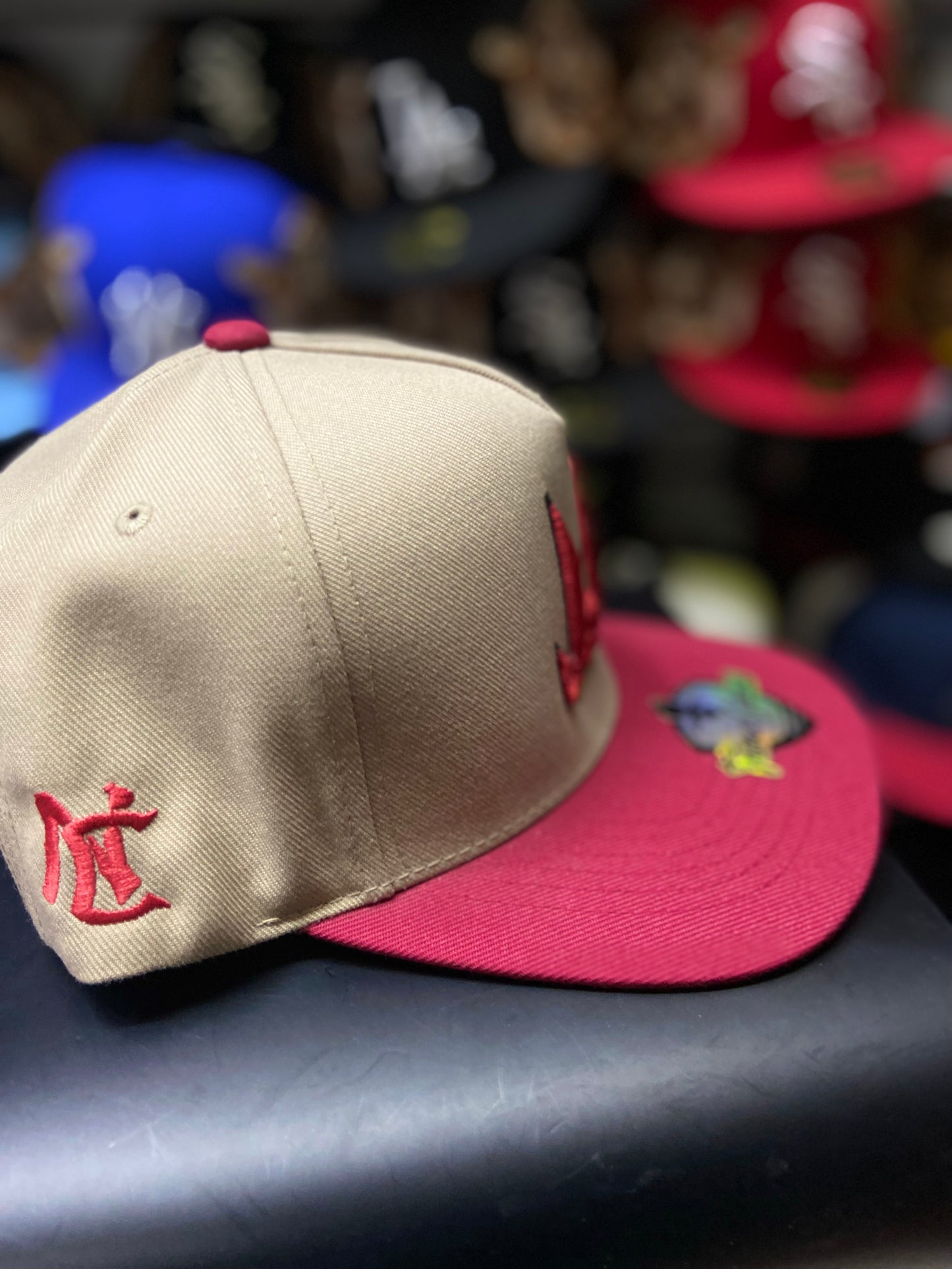 Gorra CT Beige/Burdeos - Marca Franco Cabassi | Bélico el Asunto