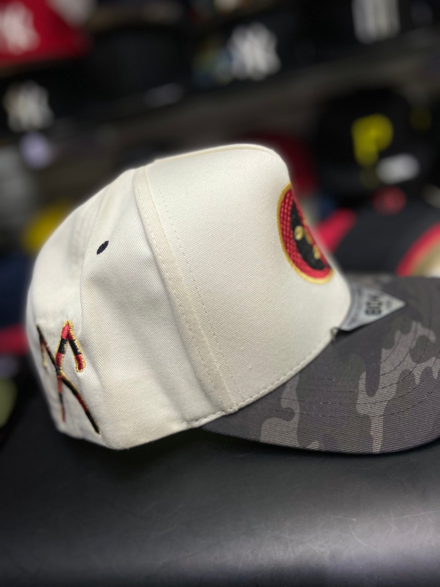 Gorra Kamel 804 Modelo Elegua – Bélico el Asunto