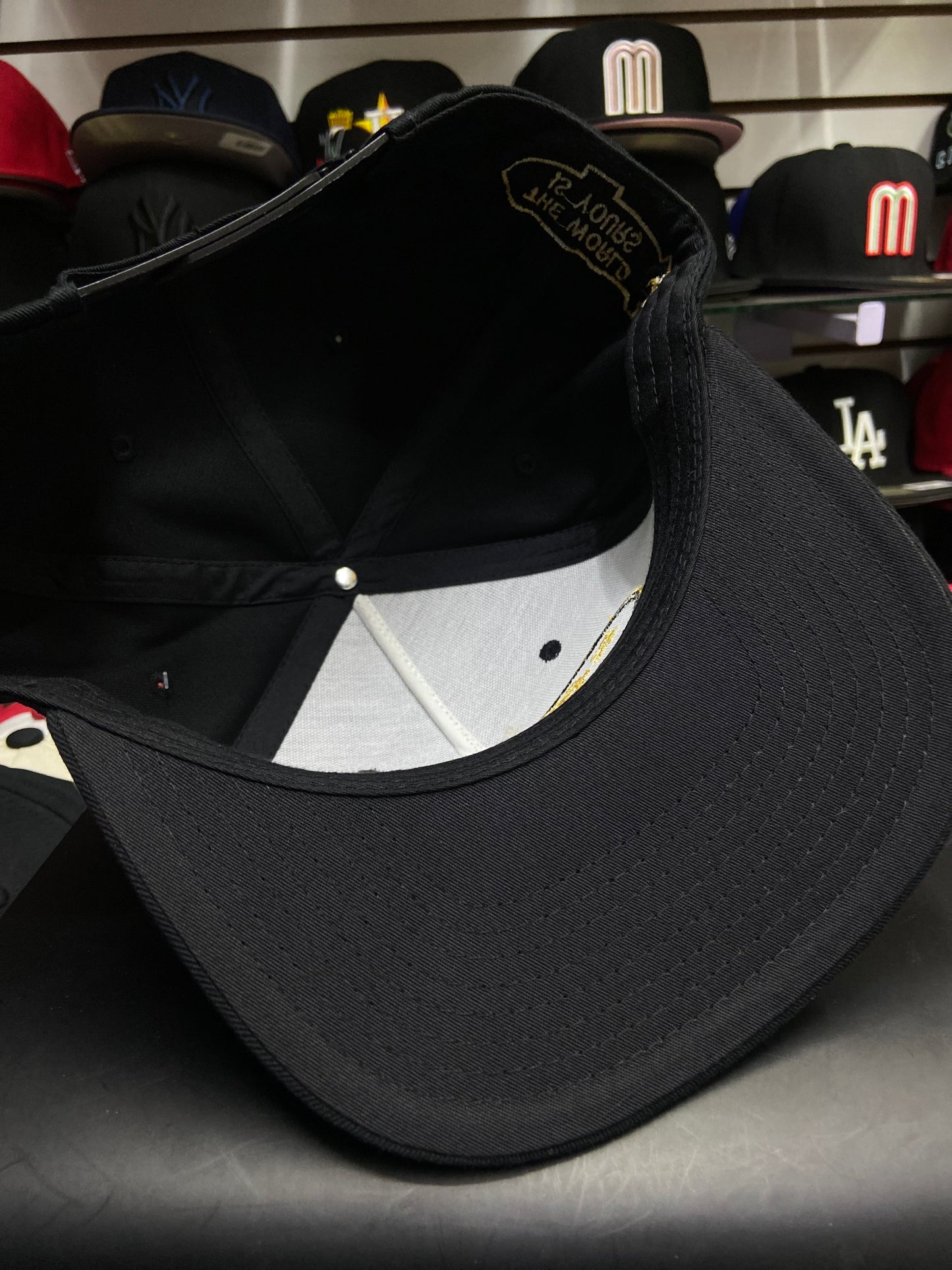 🧢 Gorra Kamel “El Mundo es Tuyo” – Estilo Legendario 🔥