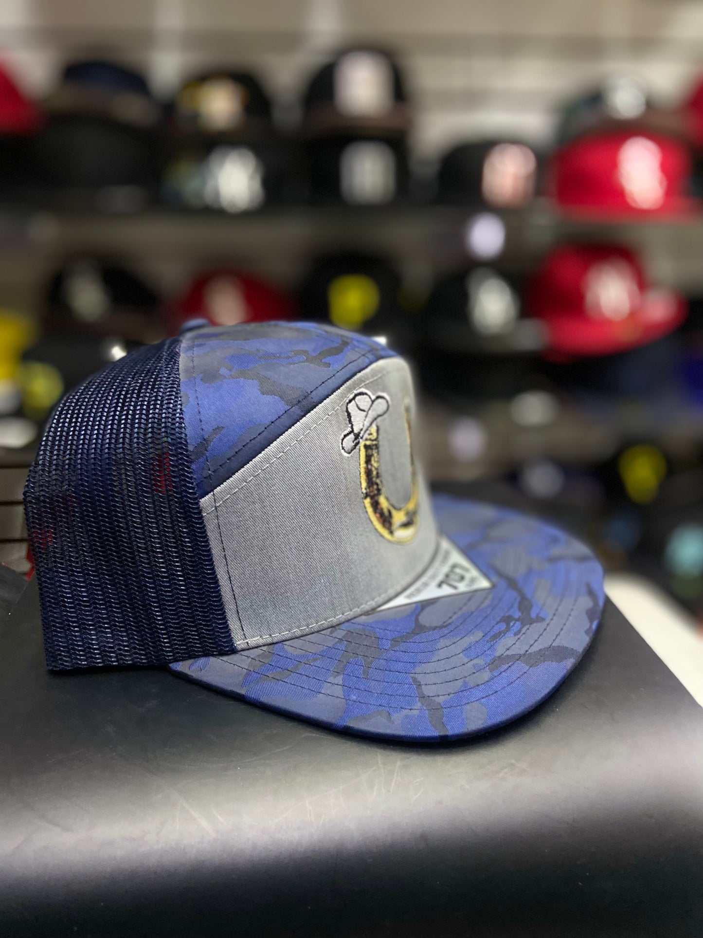 🧢 Gorra Kamel “Herradura” – Estilo Ranchero con Toque Bélico 🤠🔥
