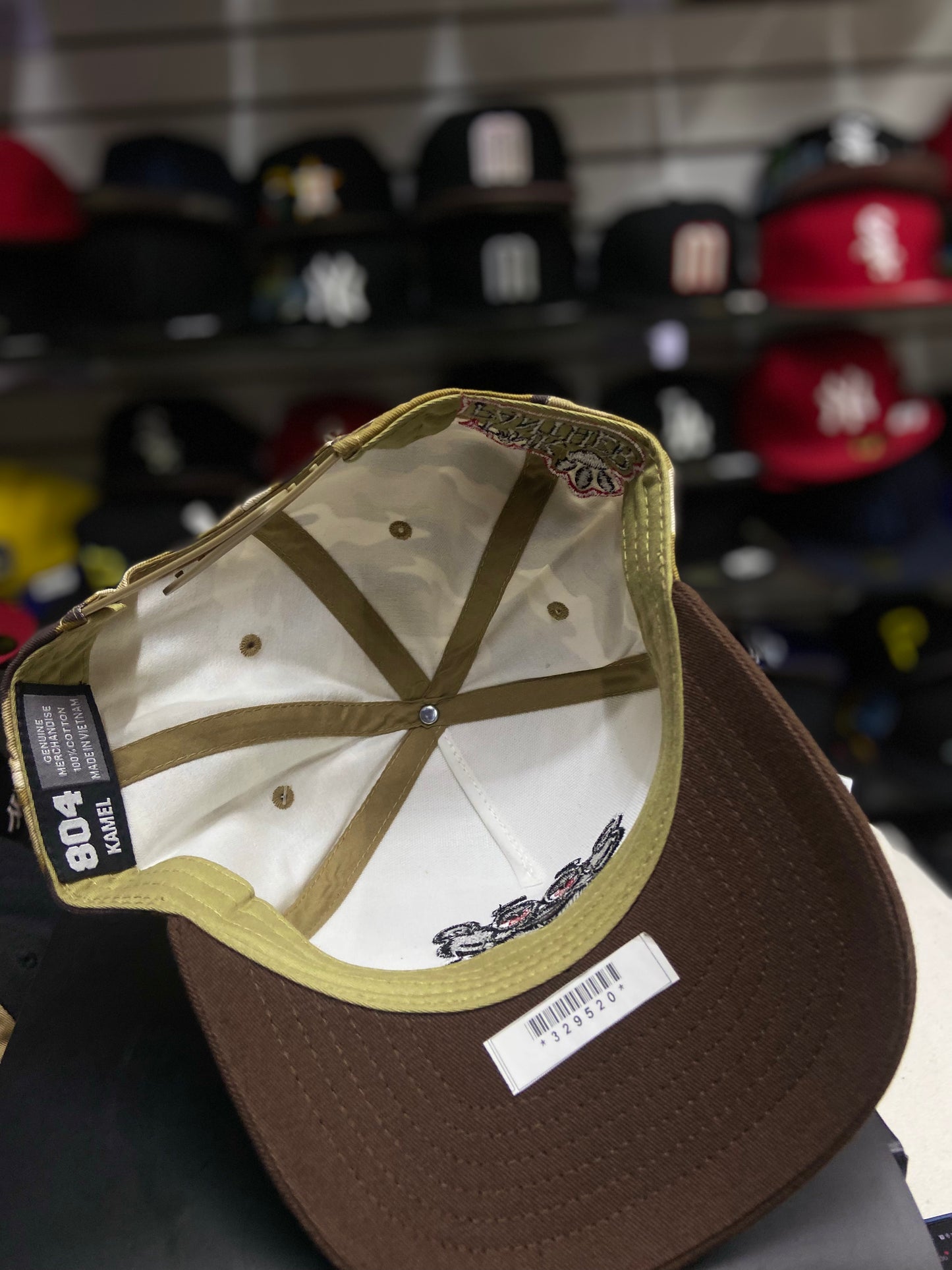 Gorra Kamel 804 Modelo Pantera Fumadora – Bélico el Asunto