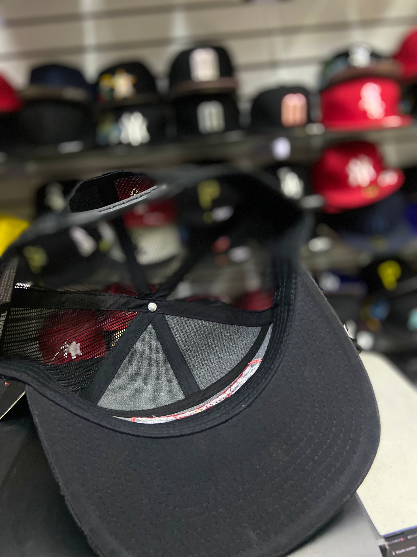 Gorra Kamel 707 Modelo Chrome Lips – Bélico el Asunto
