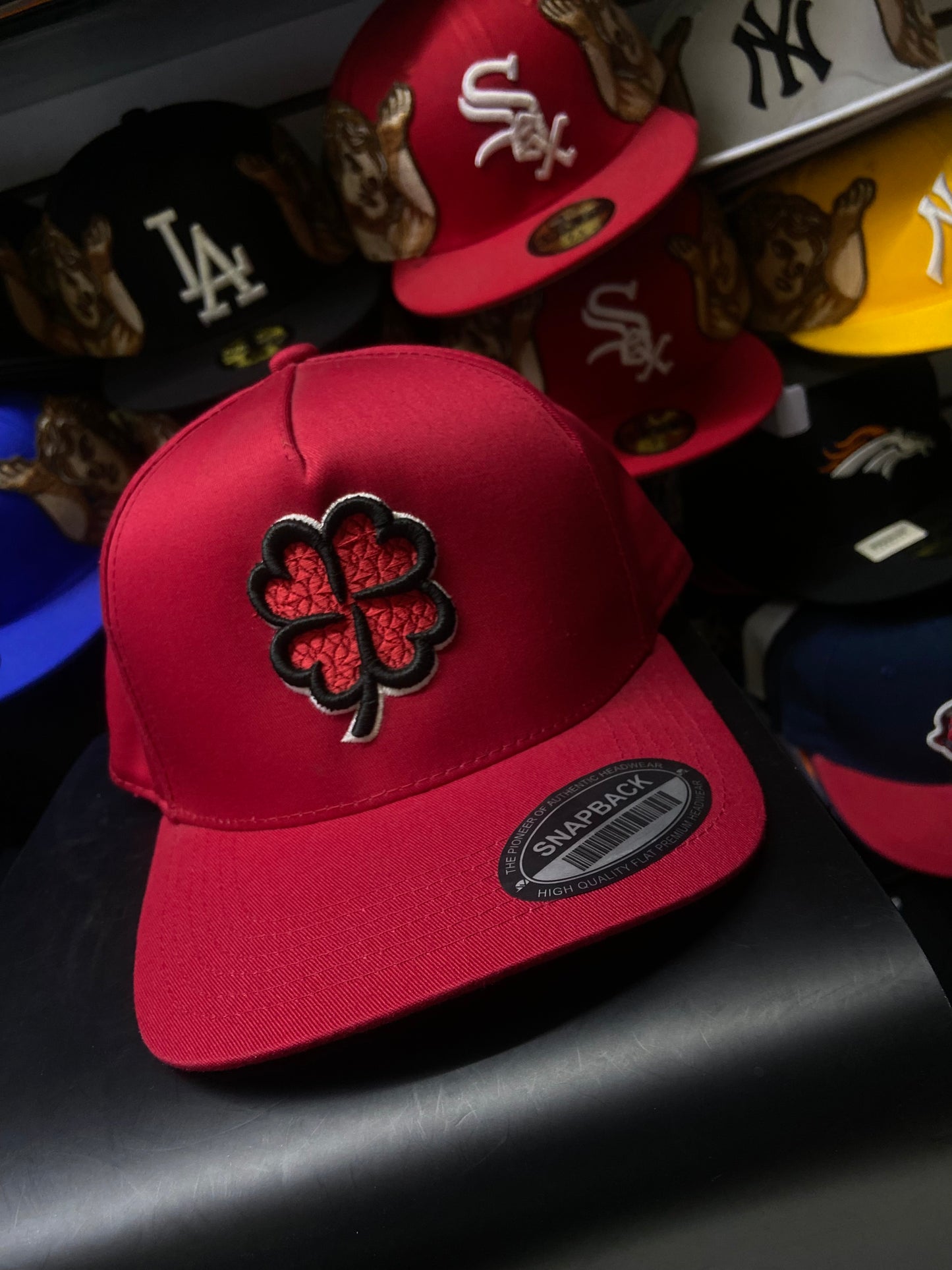 🍀 Suerte, estilo y actitud bélica en una sola gorra 🍀
