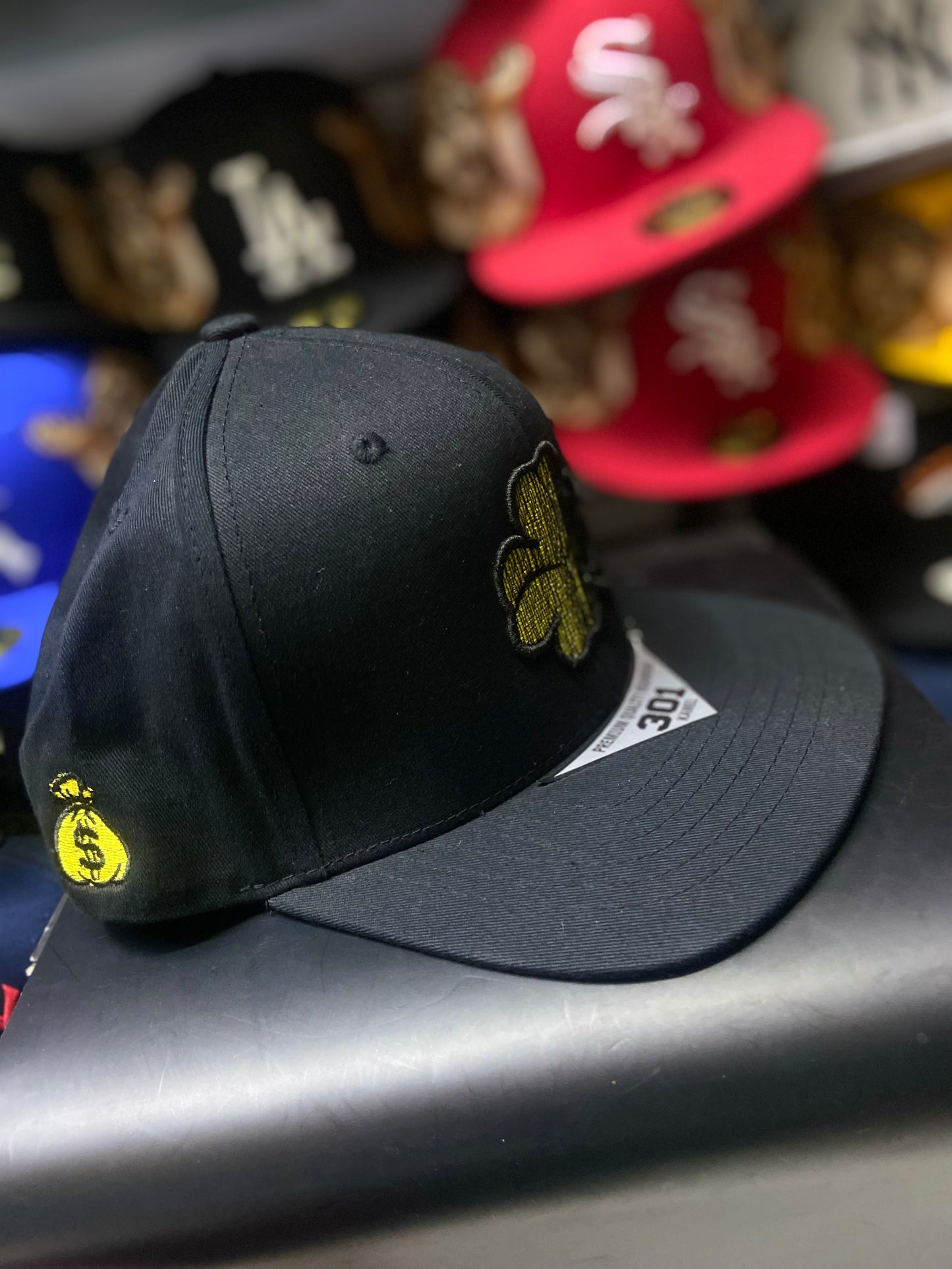🍀 Actitud, suerte y un look imponente en una sola gorra