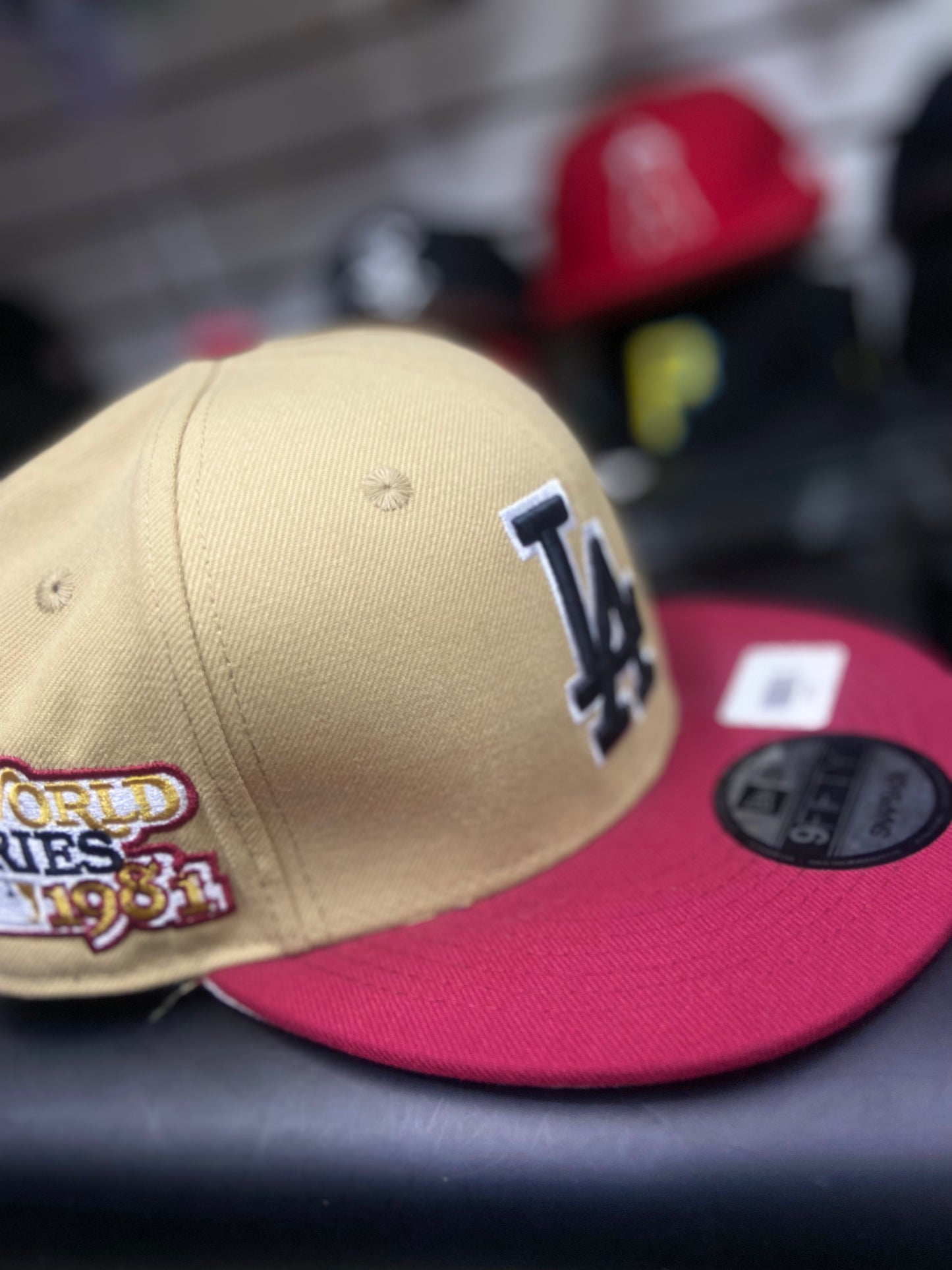 Gorra 9FIFTY Snapback LA Dodgers Beige y Guinda