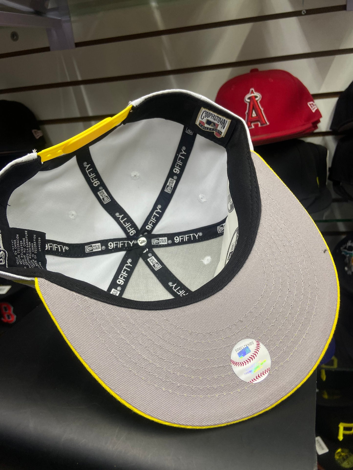Gorra 9FIFTY Snapback New York Yankees Blanca y Amarilla