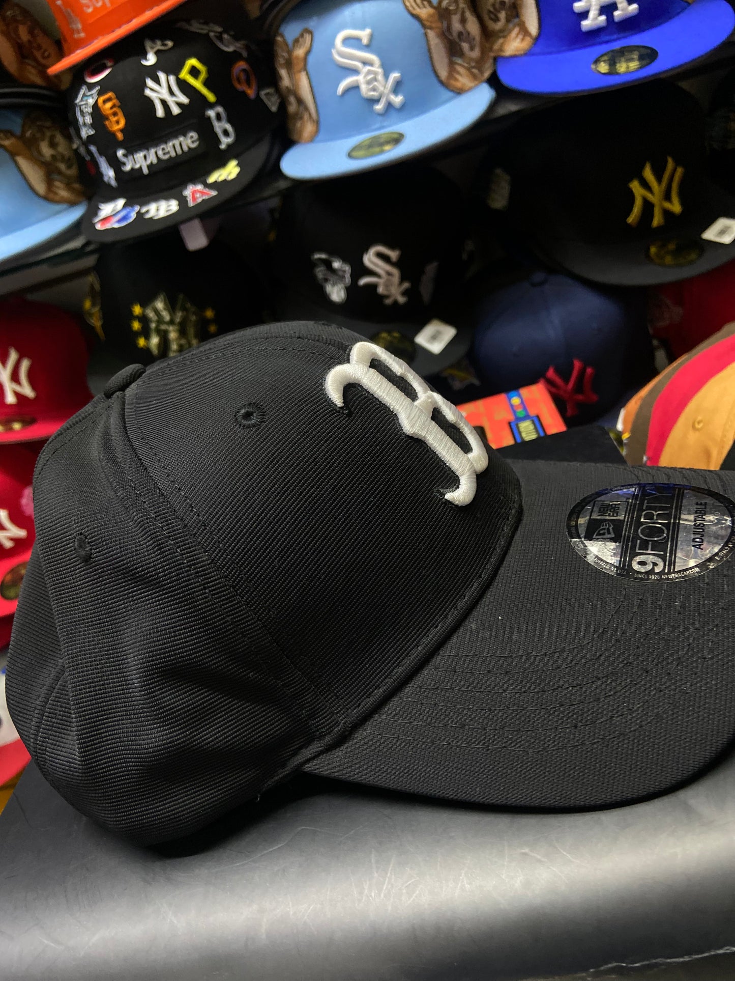 đ„ Gorra 9FORTY âBâ Negro/Azul Marino đ„