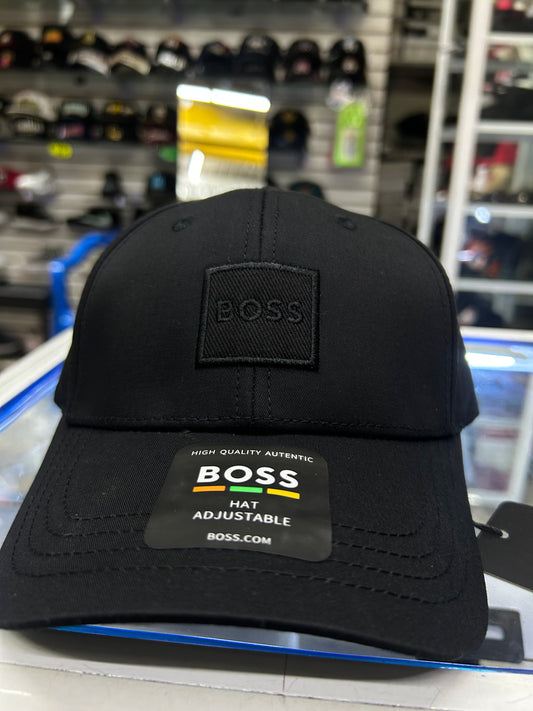 Gorra Boss negra bordado