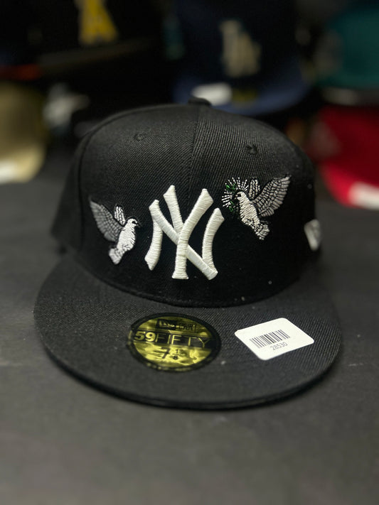 GORRA 59 FIFTY MODELO NEW YORK PALOMAS