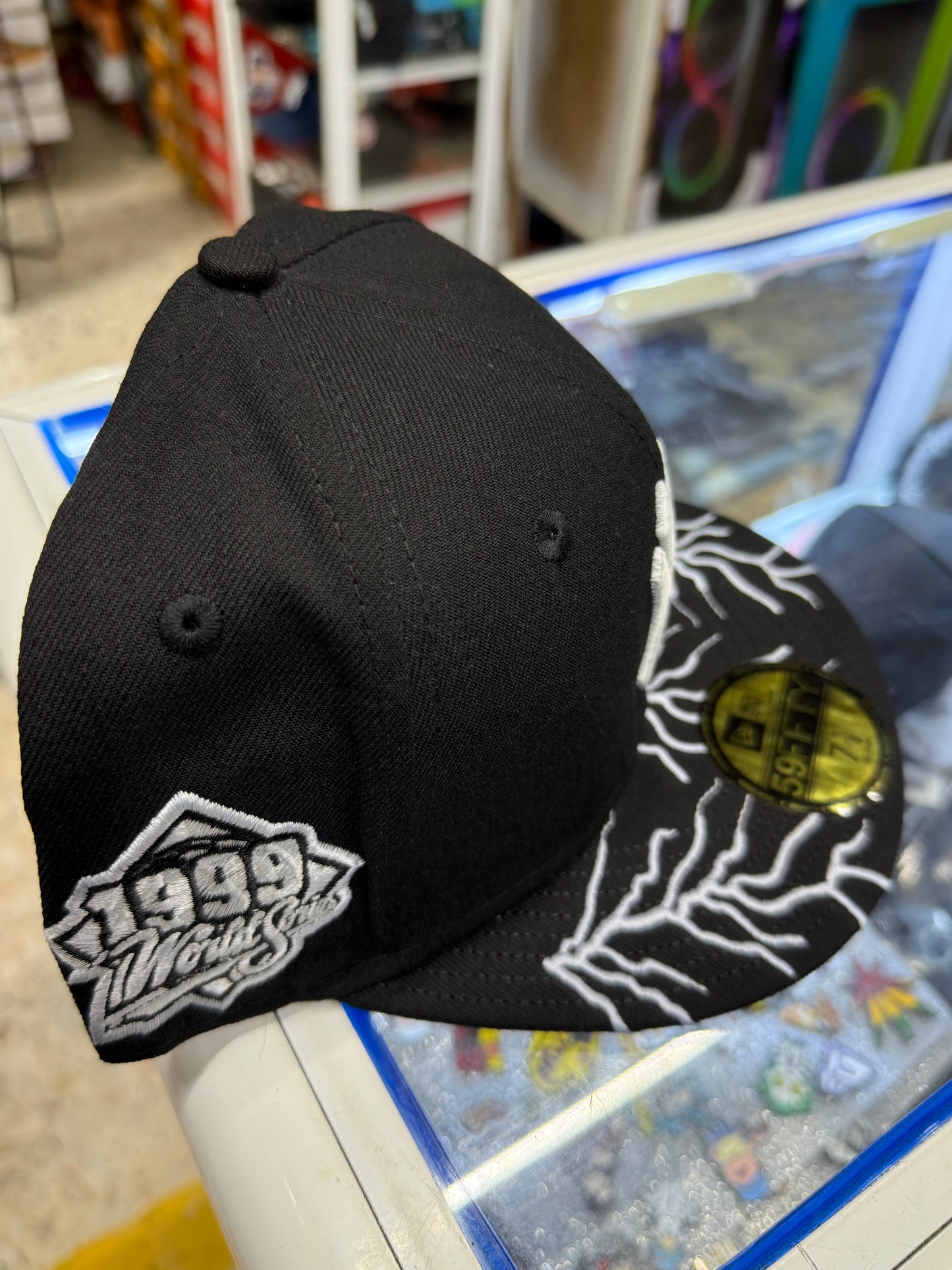 New era Rayos