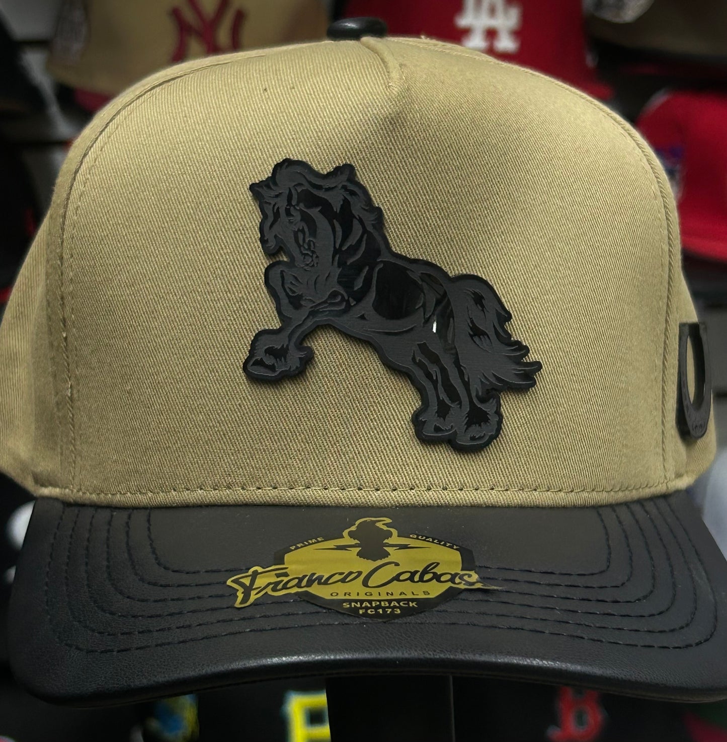Gorra de placa Franco Cabassi Caballo