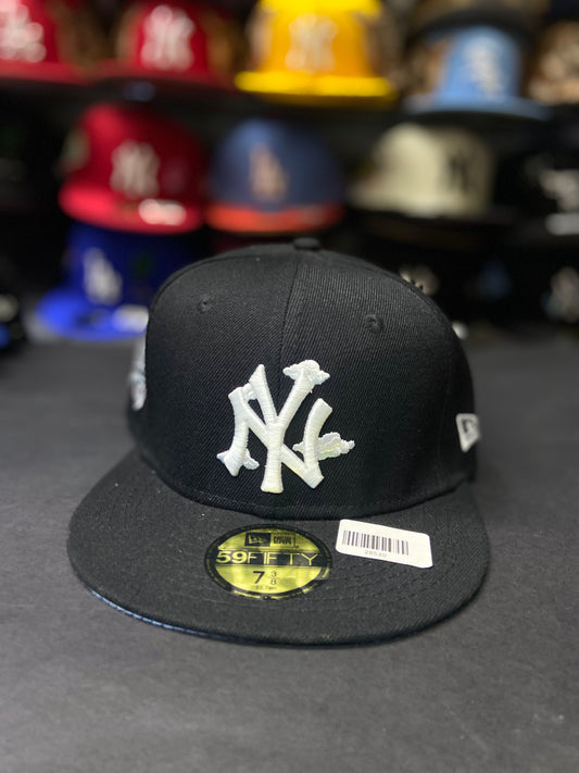 Gorra 59FIFTY – NY Yankees “Drip” Negra