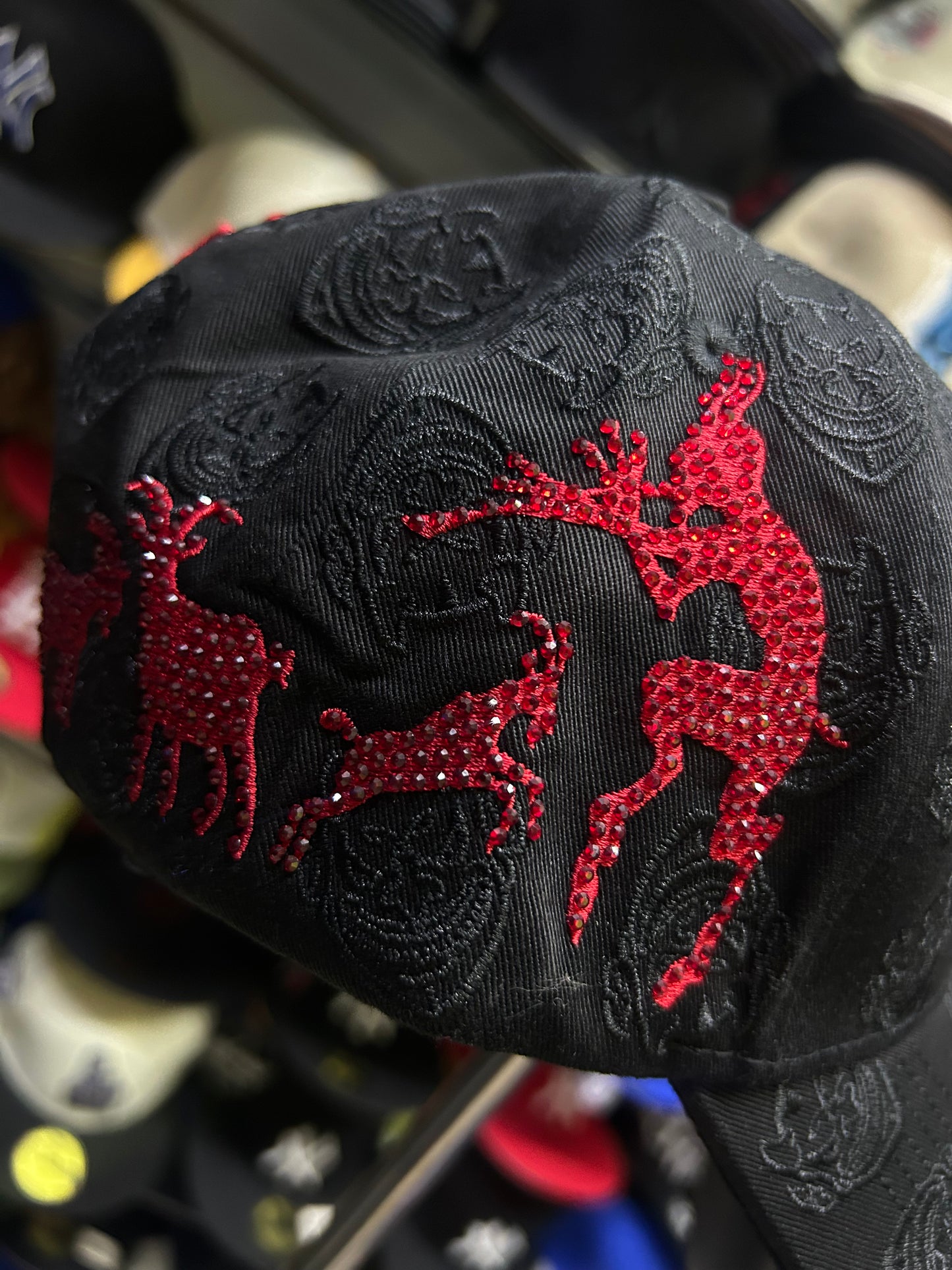 Lucifer Version 2 Negra Velvet de Chucky Hats