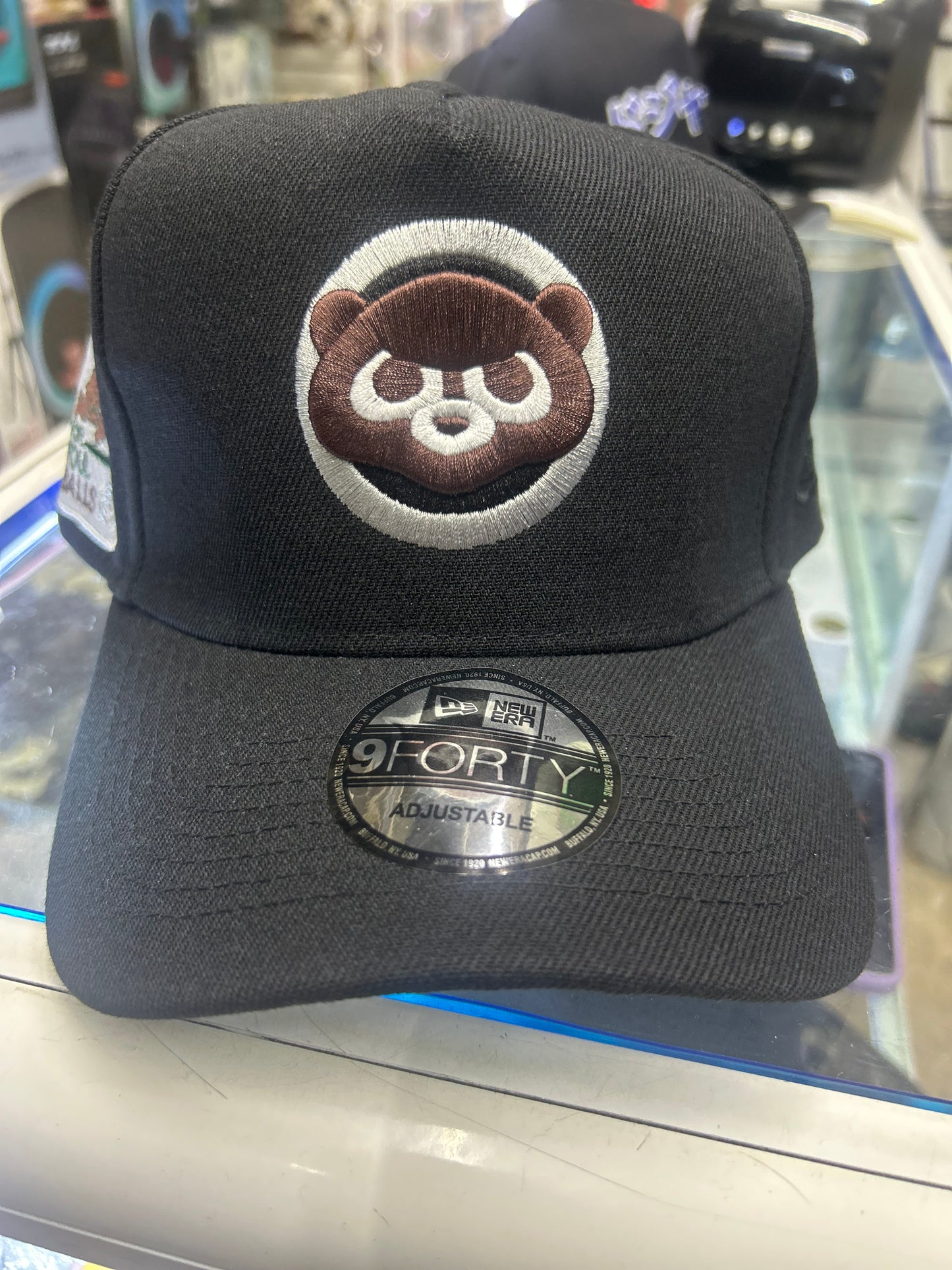 New era oso