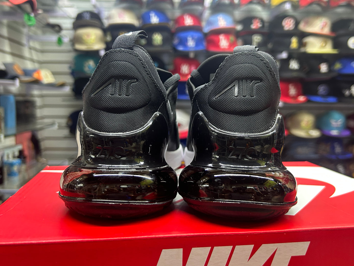 Tenis Air Max 270 Negro con blanco