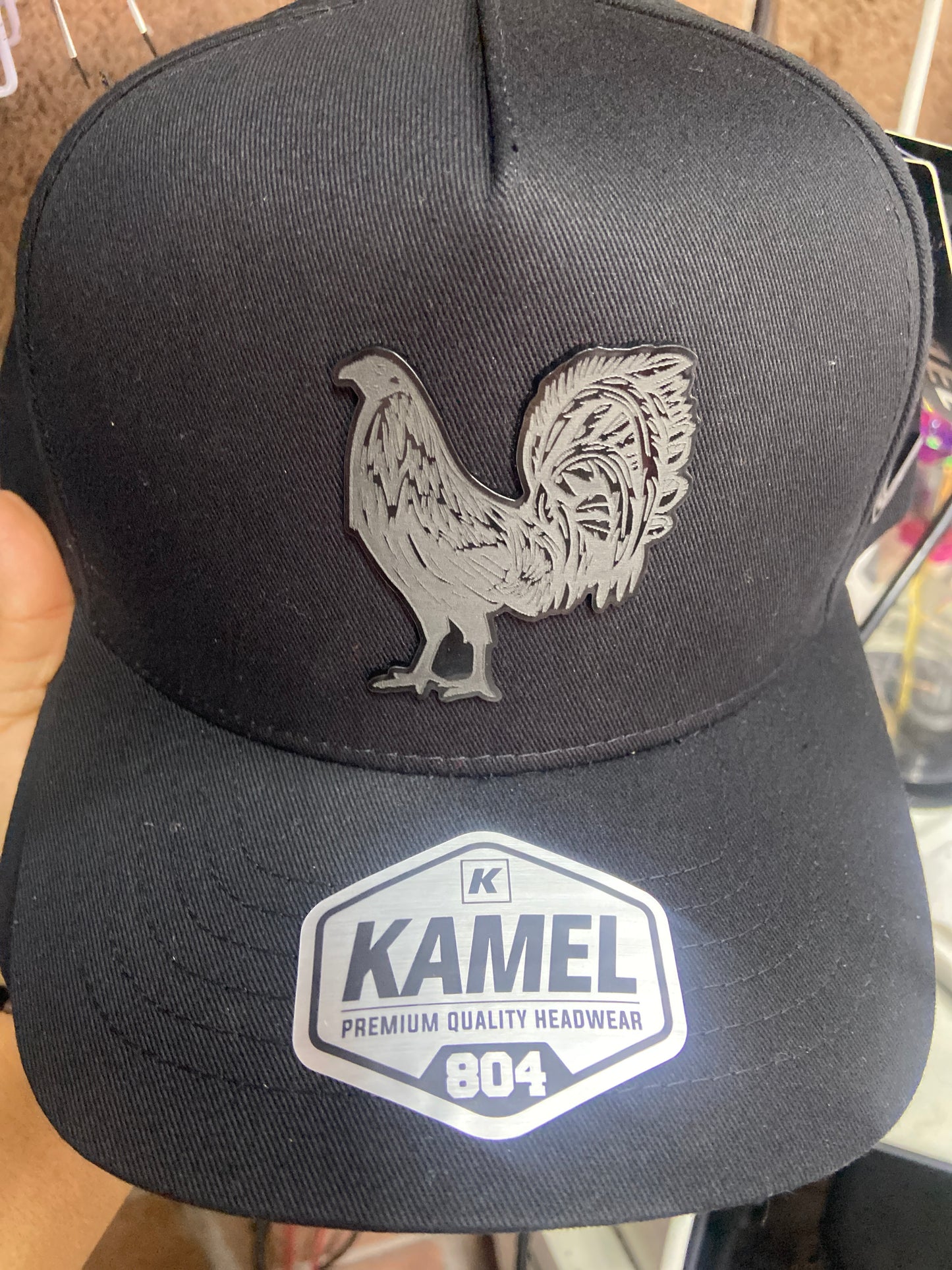 Gorra gallo placa negra