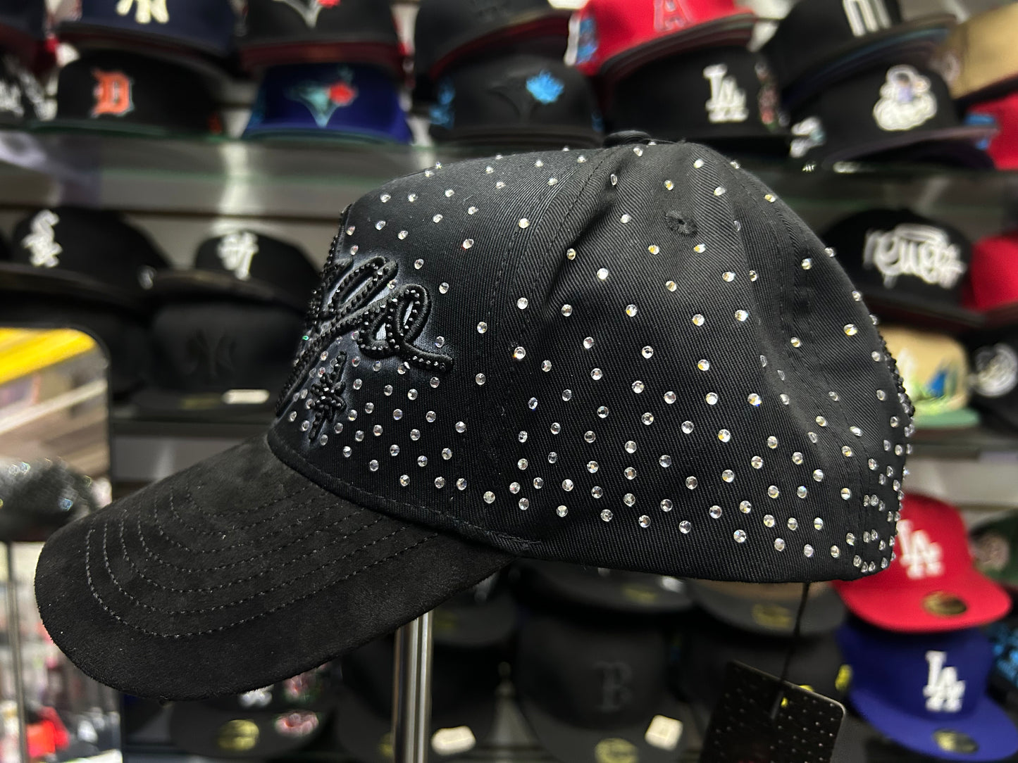 Black 31 Hats "El Mago" Universe