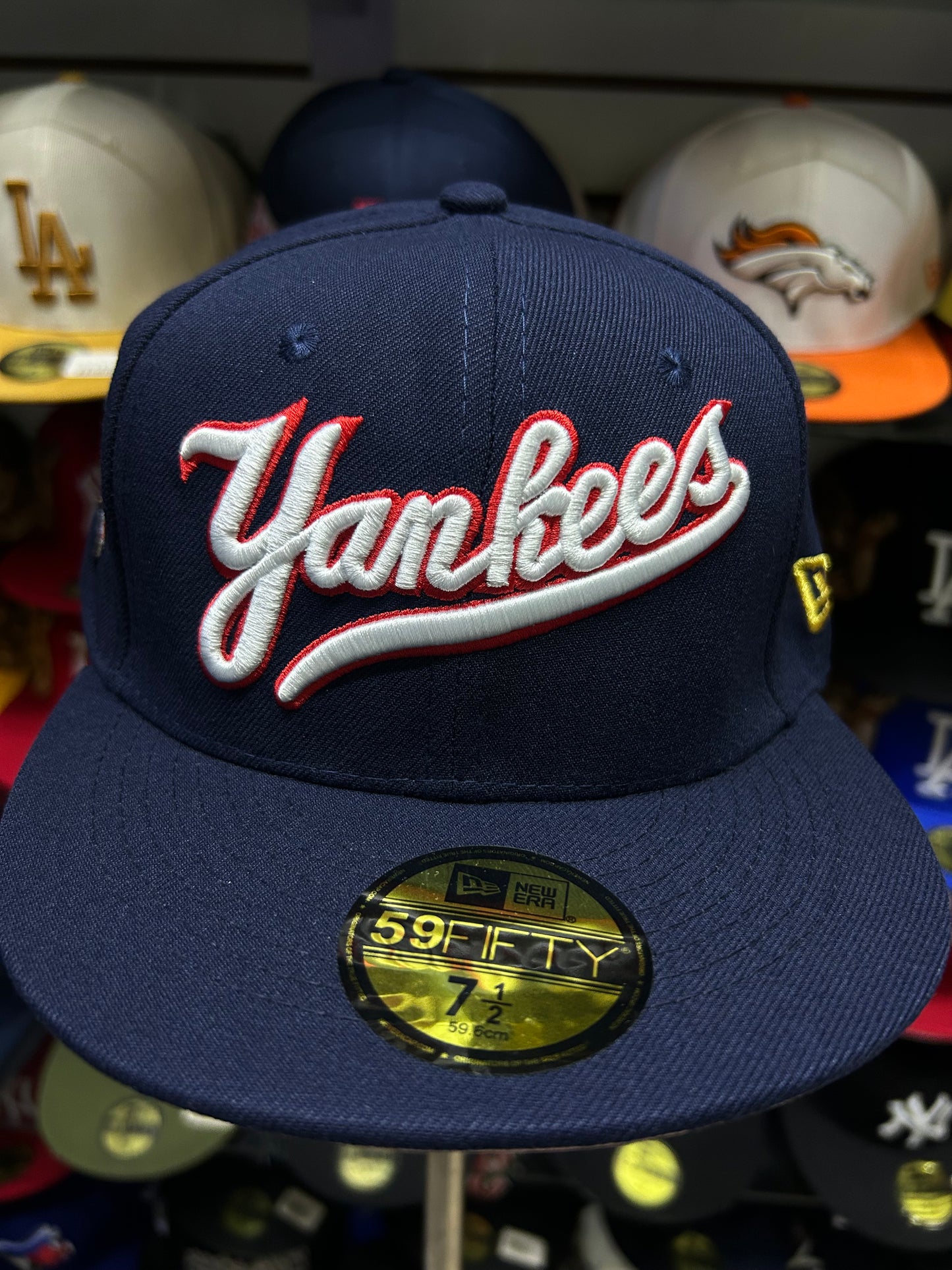 Gorra New Era 59FIFTY New York Yankees MLB Script azul marino