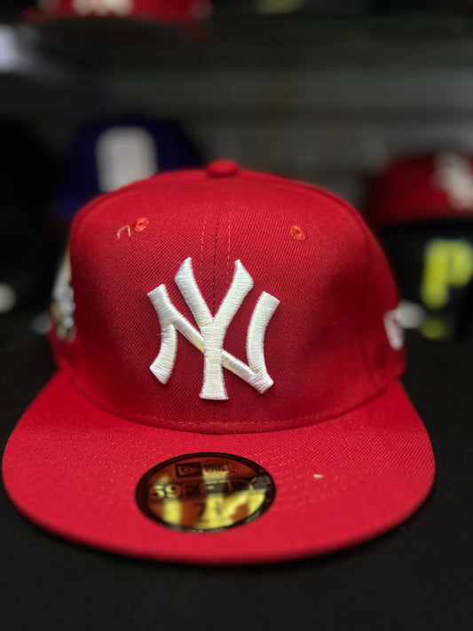 🧢 Gorra roja estilo fitted - NY Clásico