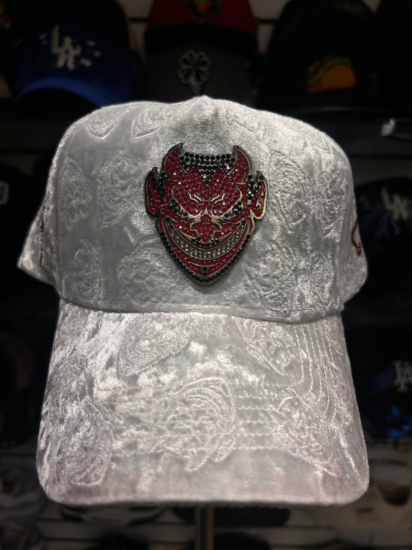 Lucifer Version 2 White Velvet de Chucky Hats