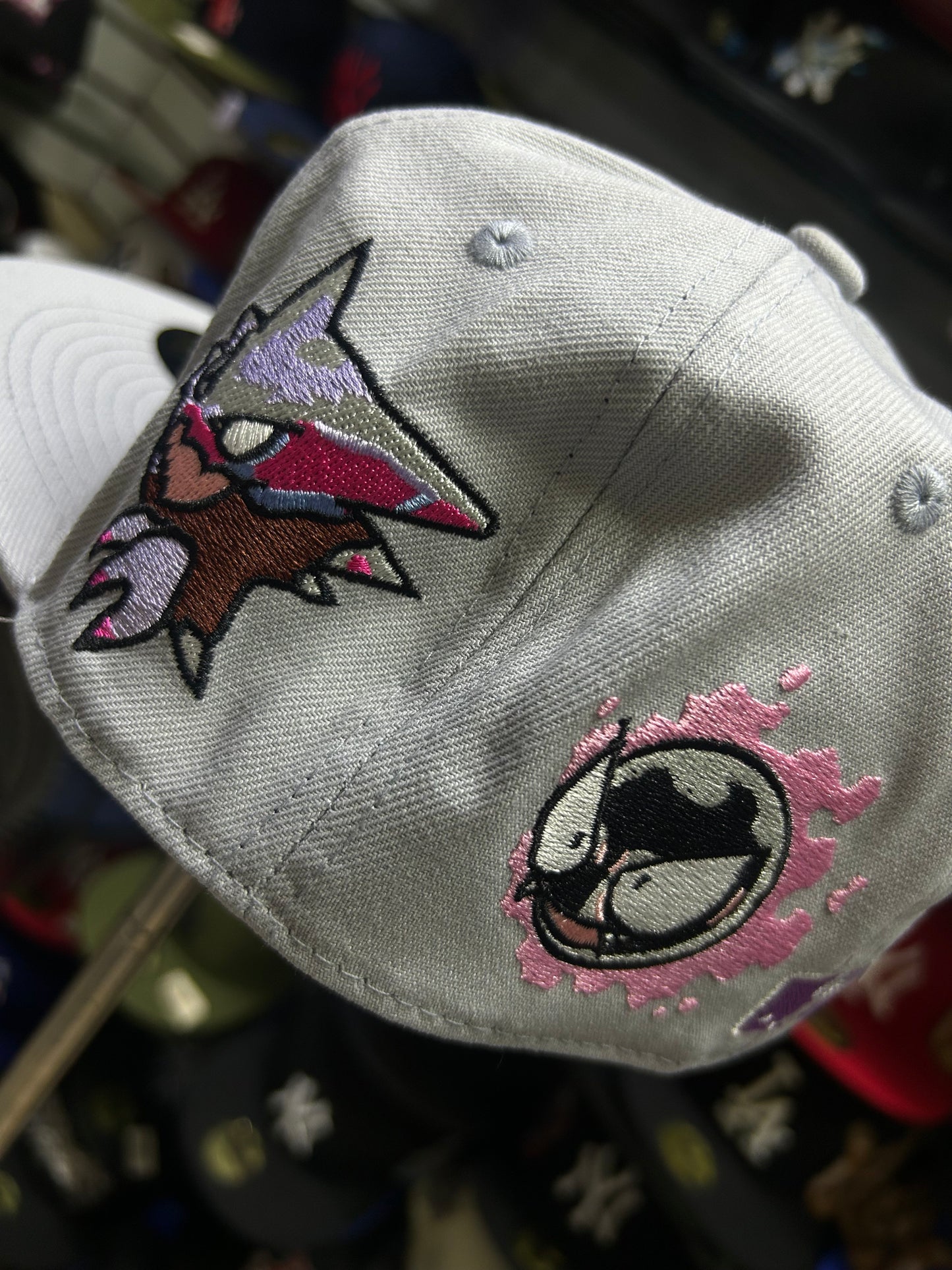 Gorra New Era San Diego Padres x Pokémon Gris