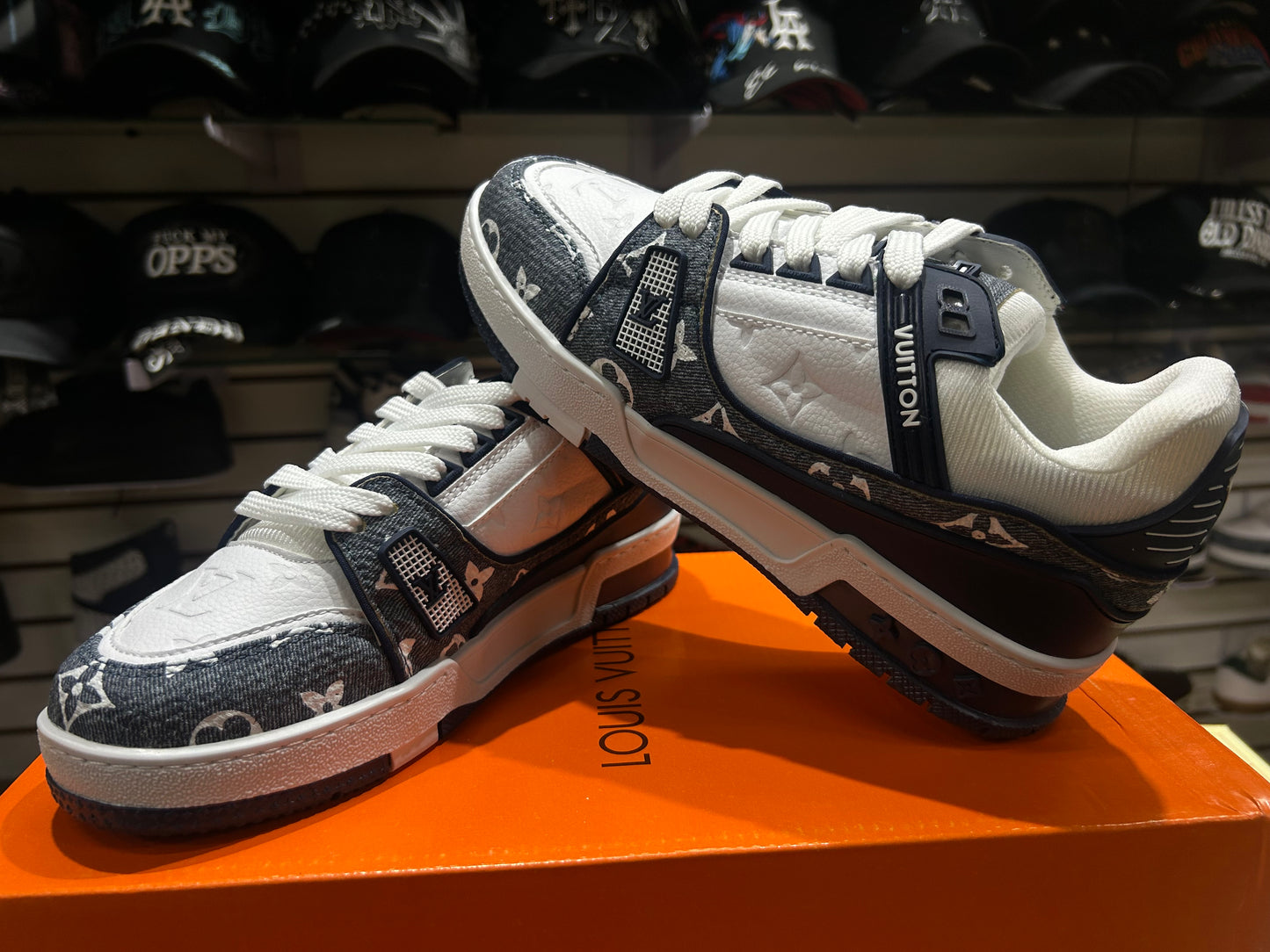 TENIS NACIONAL TIPO LOUIS VUITTON BLANCO DEMIN (AZUL) NAVY