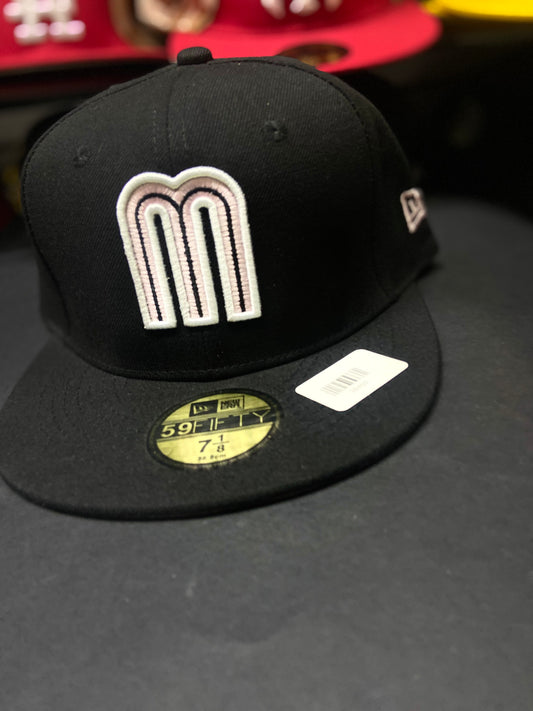 Gorra 59FIFTY México Negra con Rosa 🔥