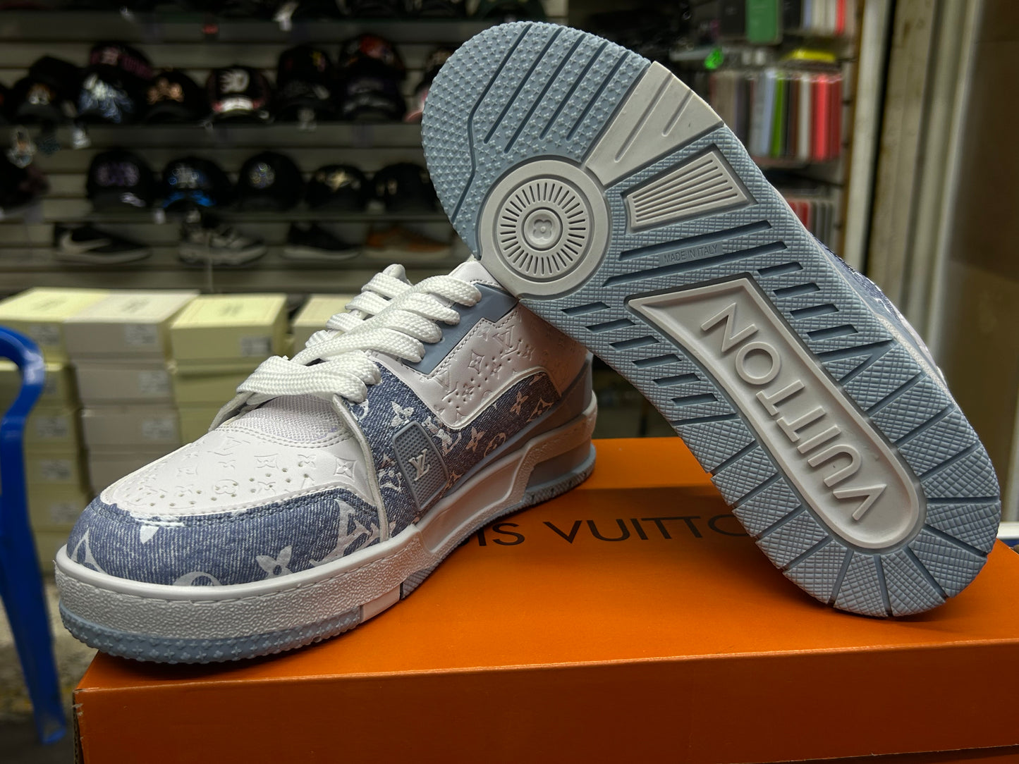 TENIS NACIONAL TIPO LOUIS VUITTON MEZCLILLA CIELO
