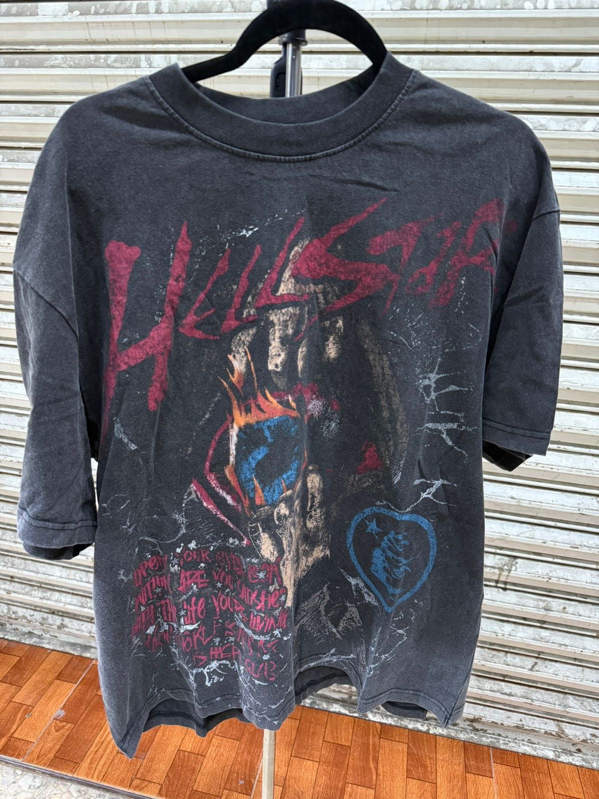 PLAYERA HELLSTAR OJO
