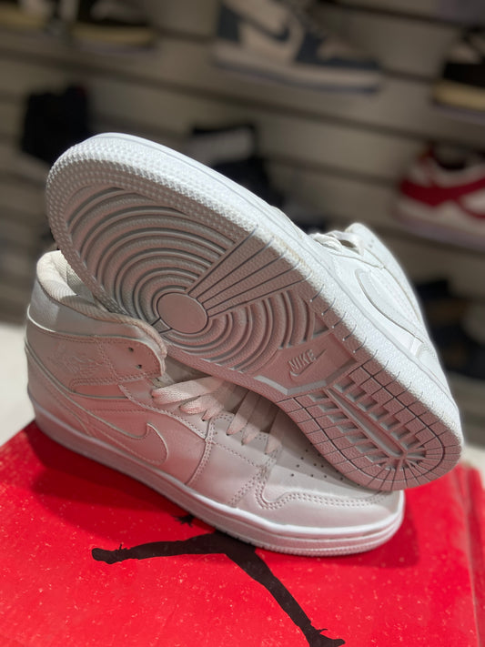 TENI NACIONAL TIPO NIKE JORDAN BLACO BOTA