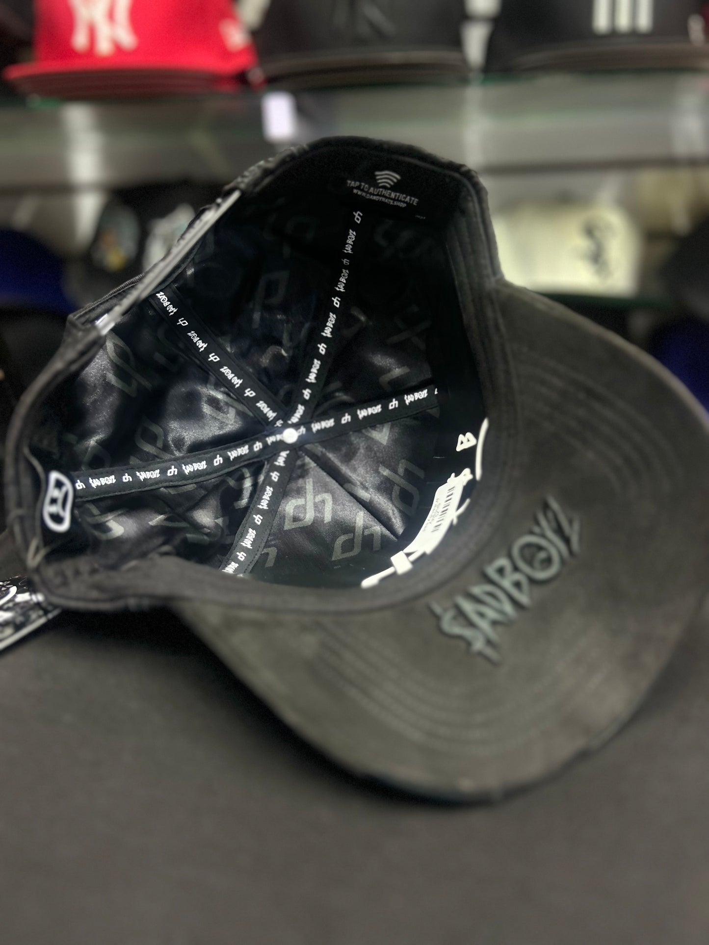 Dandy hats modelo sad boyz cristals