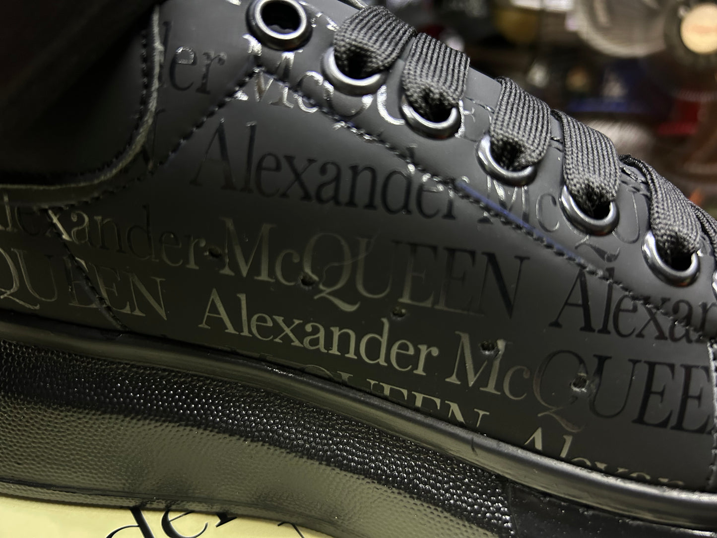 TENIS NACIONAL TIPO ALEXANDER MQUEEN NEGRO MATE SERIGRAFIA